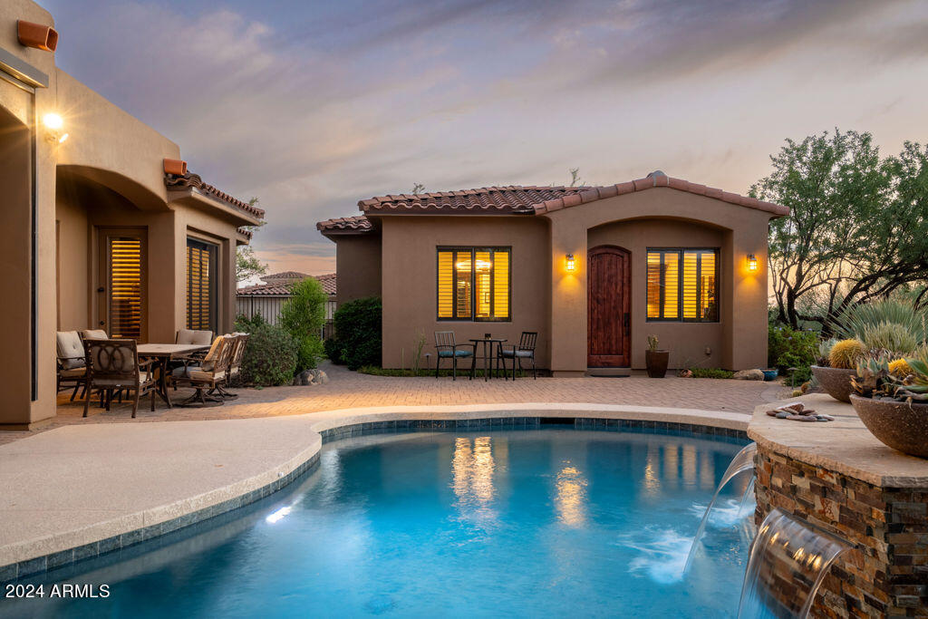 36482 N BOULDER VIEW Drive