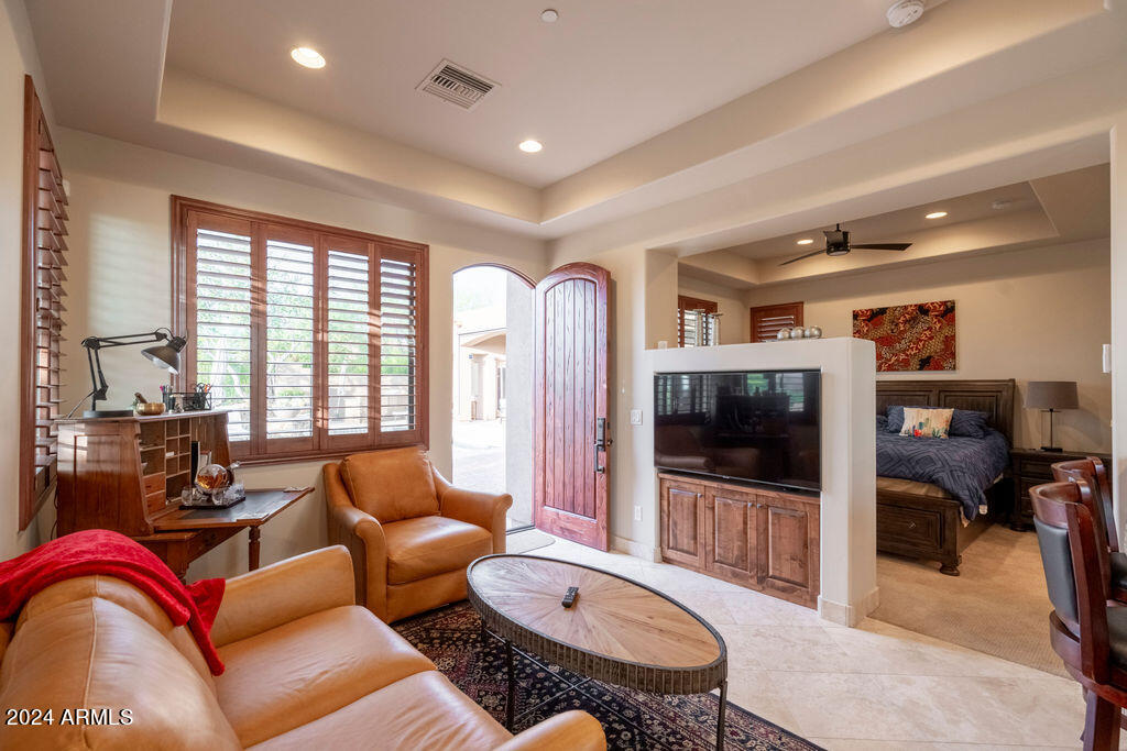 36482 N BOULDER VIEW Drive