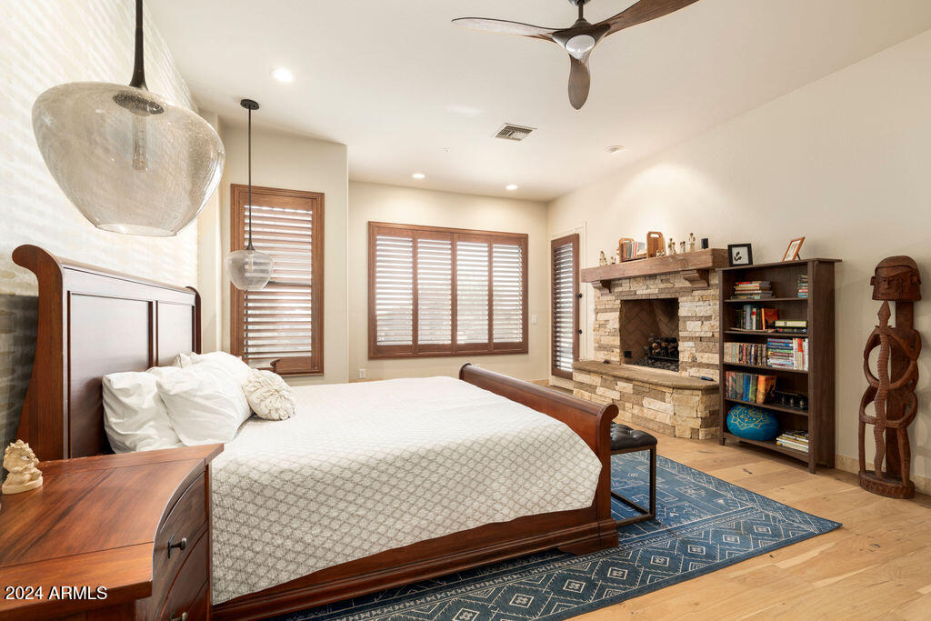 36482 N BOULDER VIEW Drive