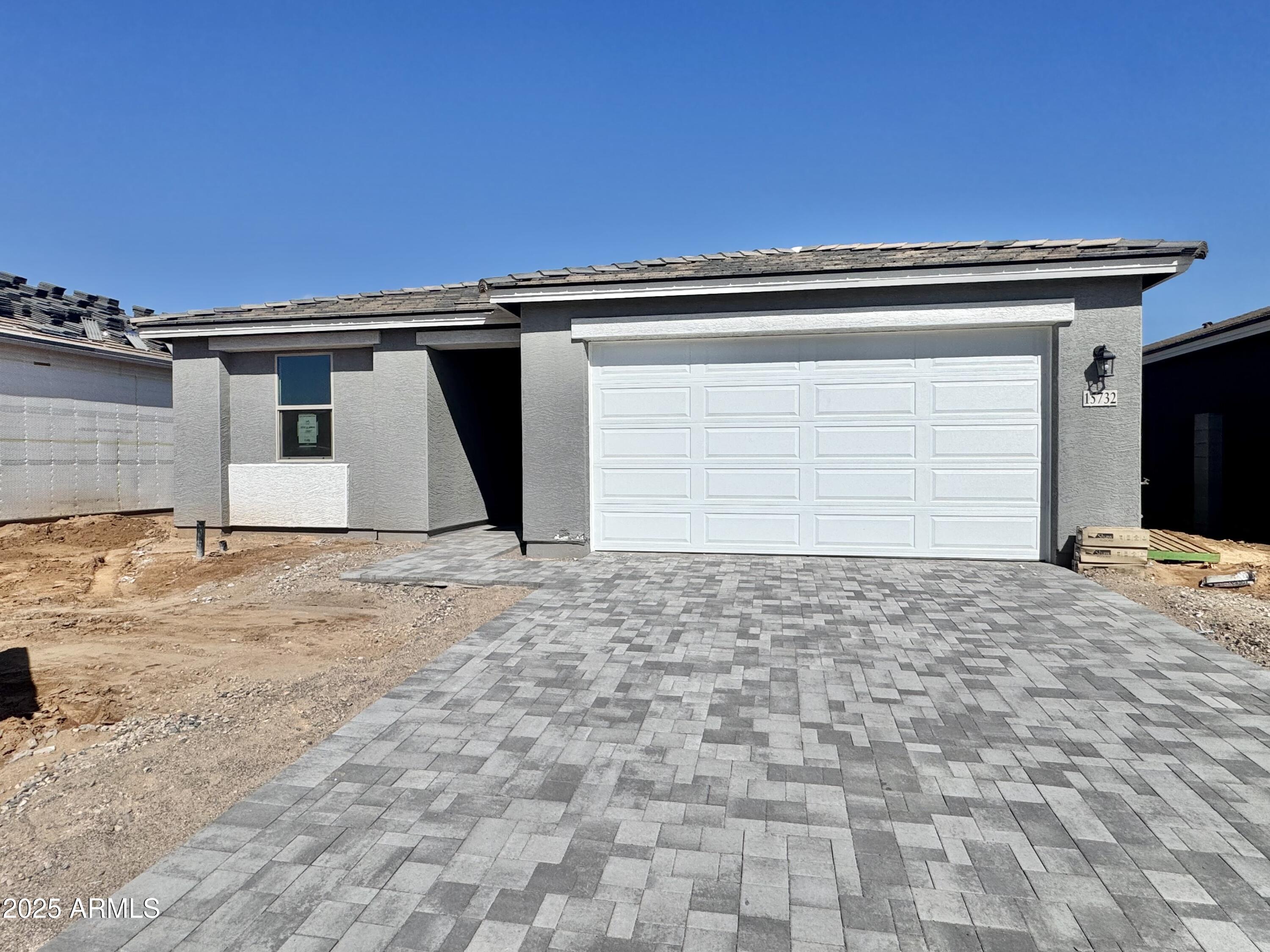 15732 W CAMDEN Avenue