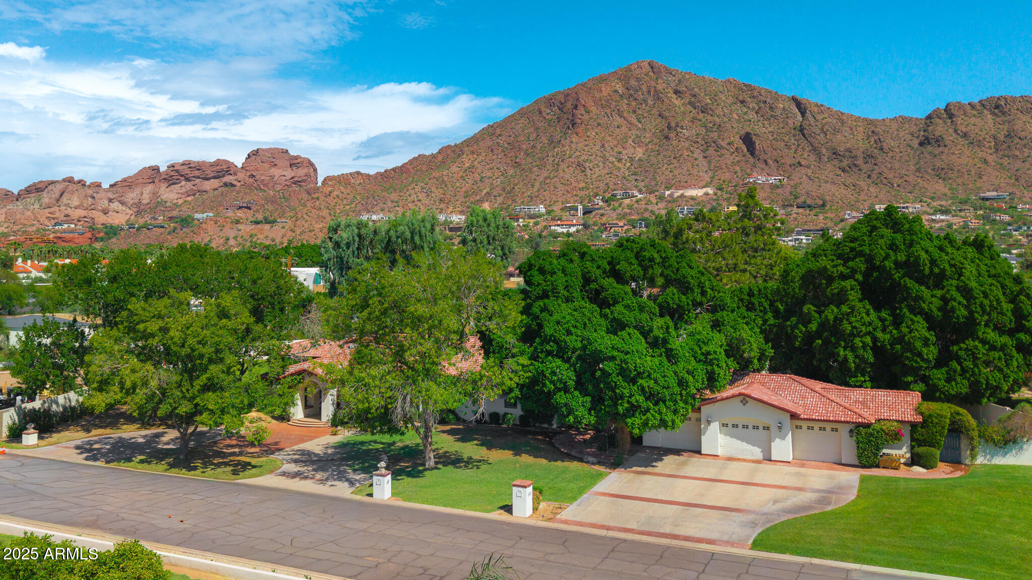 5302 E ARCADIA Lane, 87