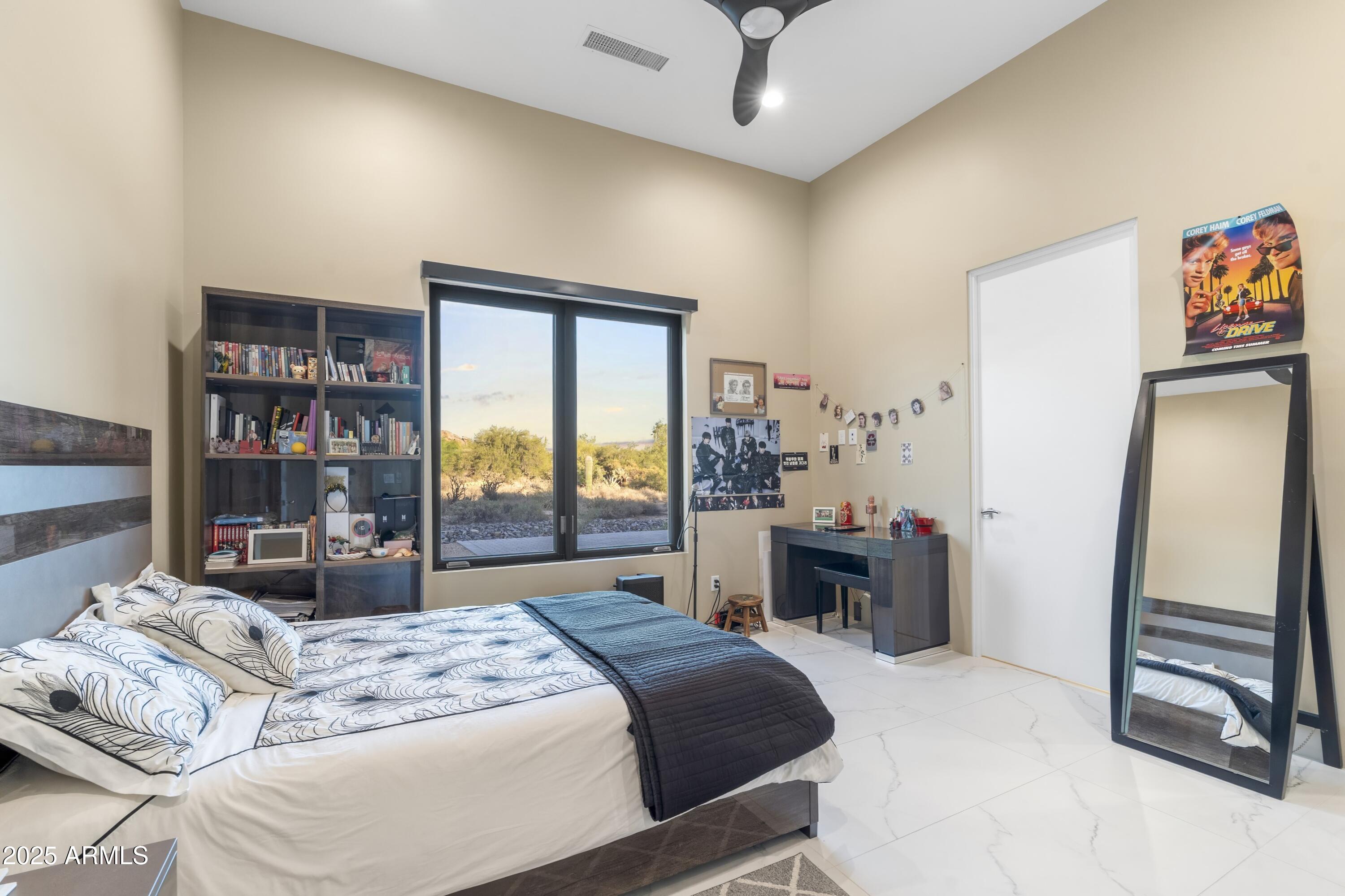 6816 E Stagecoach Pass