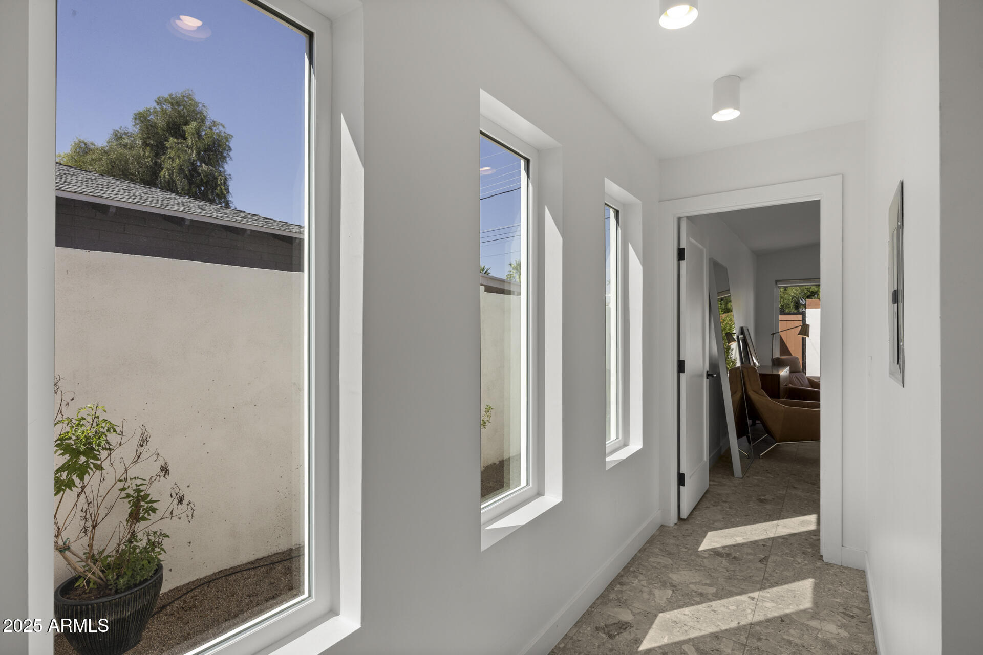 7502 E WINDSOR Avenue, Scottsdale