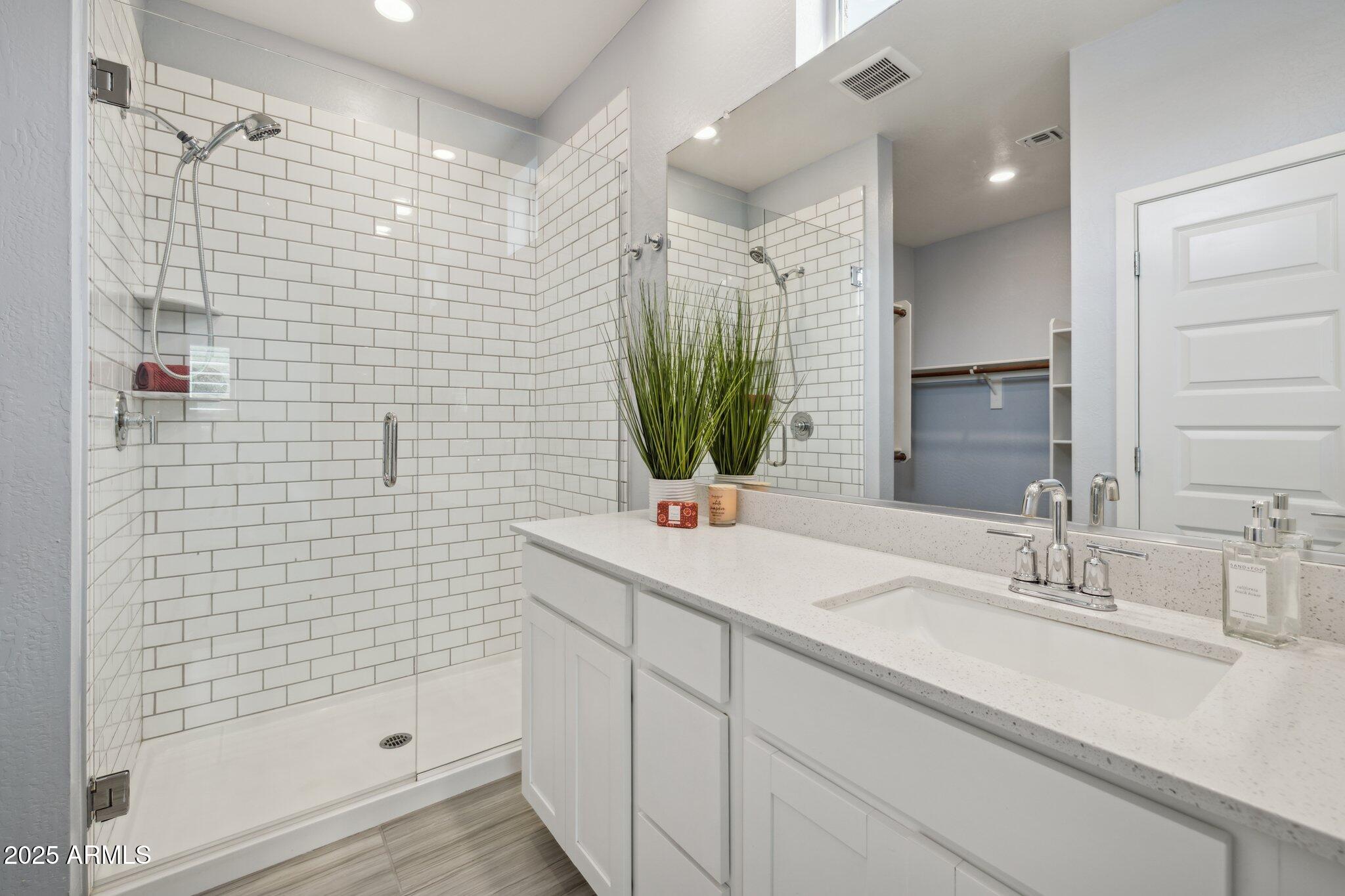 2772 S CATHERINE Drive, 102