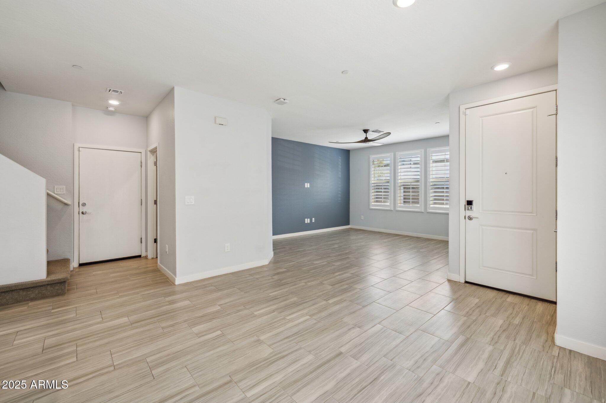 2772 S CATHERINE Drive, 102