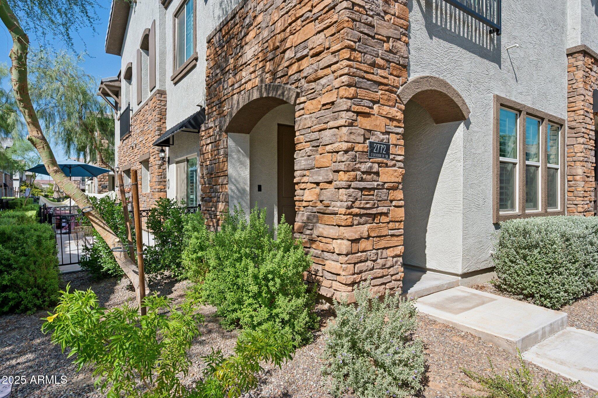 2772 S CATHERINE Drive, 102