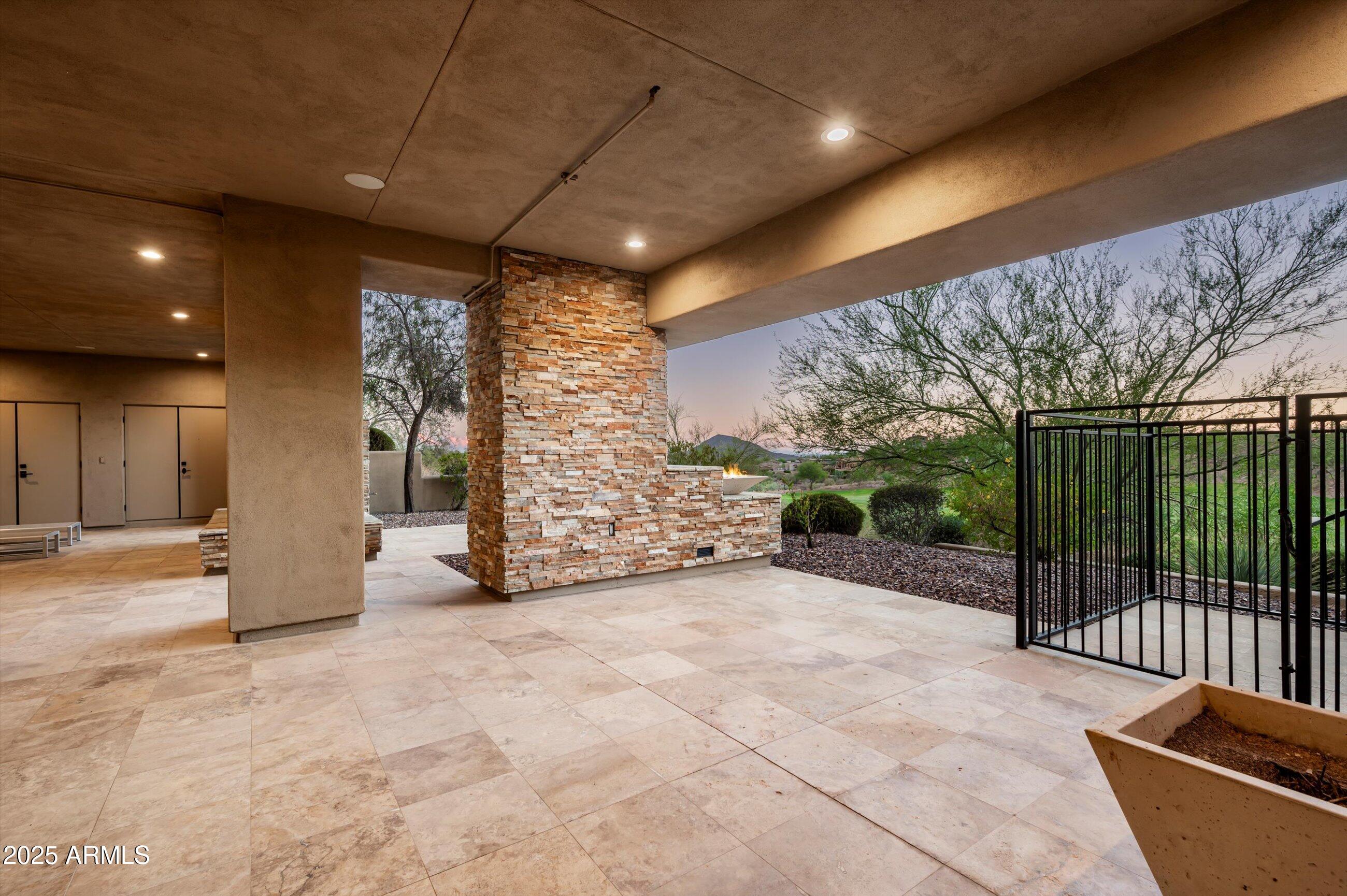 9732 N FIRERIDGE Trail