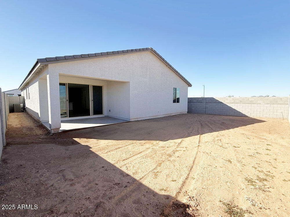 6466 E FIDDLENECK Way