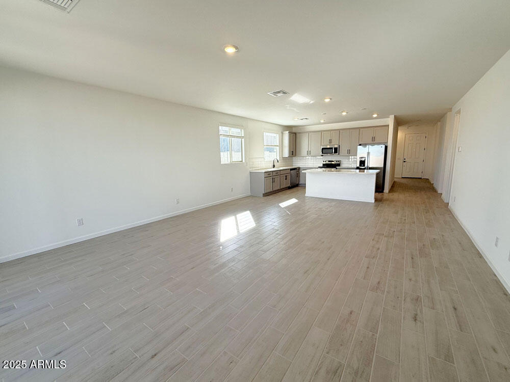 6466 E FIDDLENECK Way