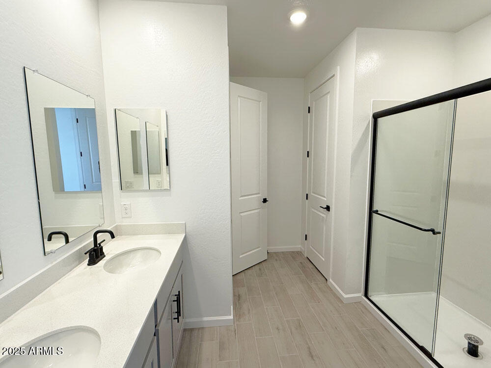 6466 E FIDDLENECK Way