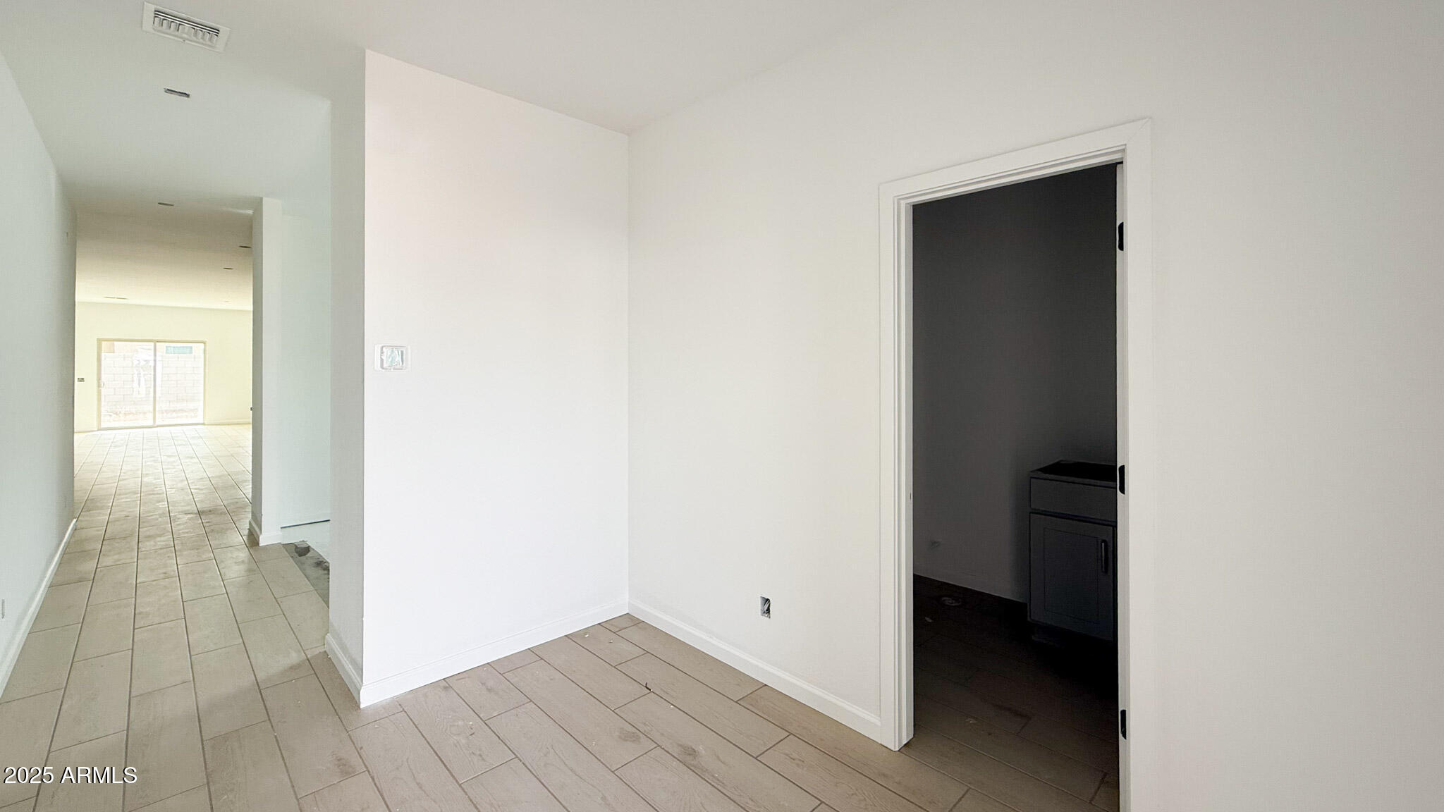 47677 W KENNER Drive