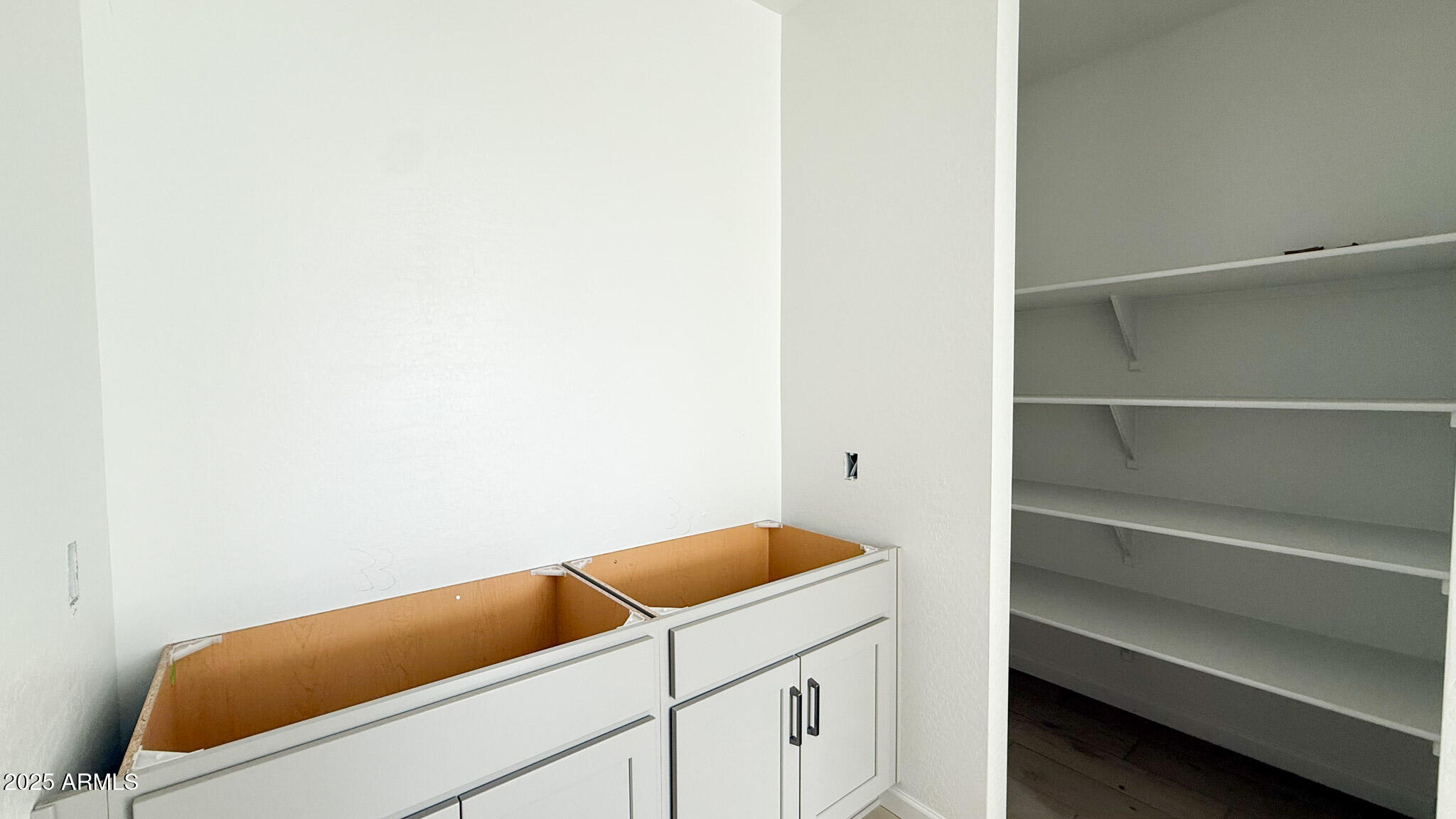 47677 W KENNER Drive