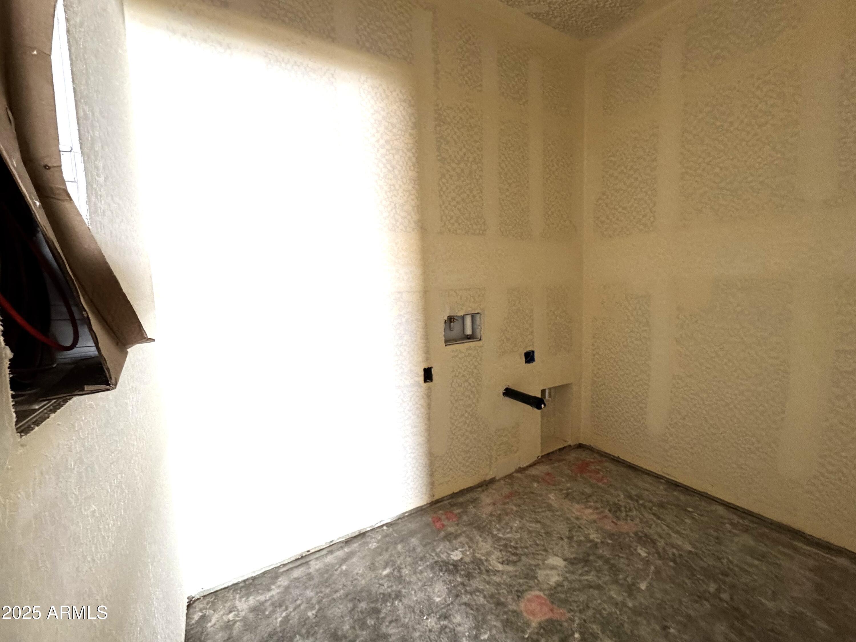 47677 W KENNER Drive