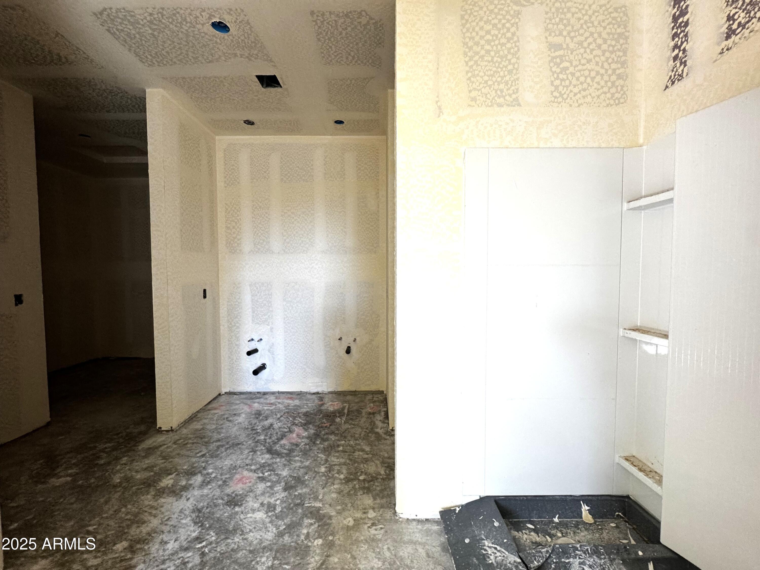 47677 W KENNER Drive