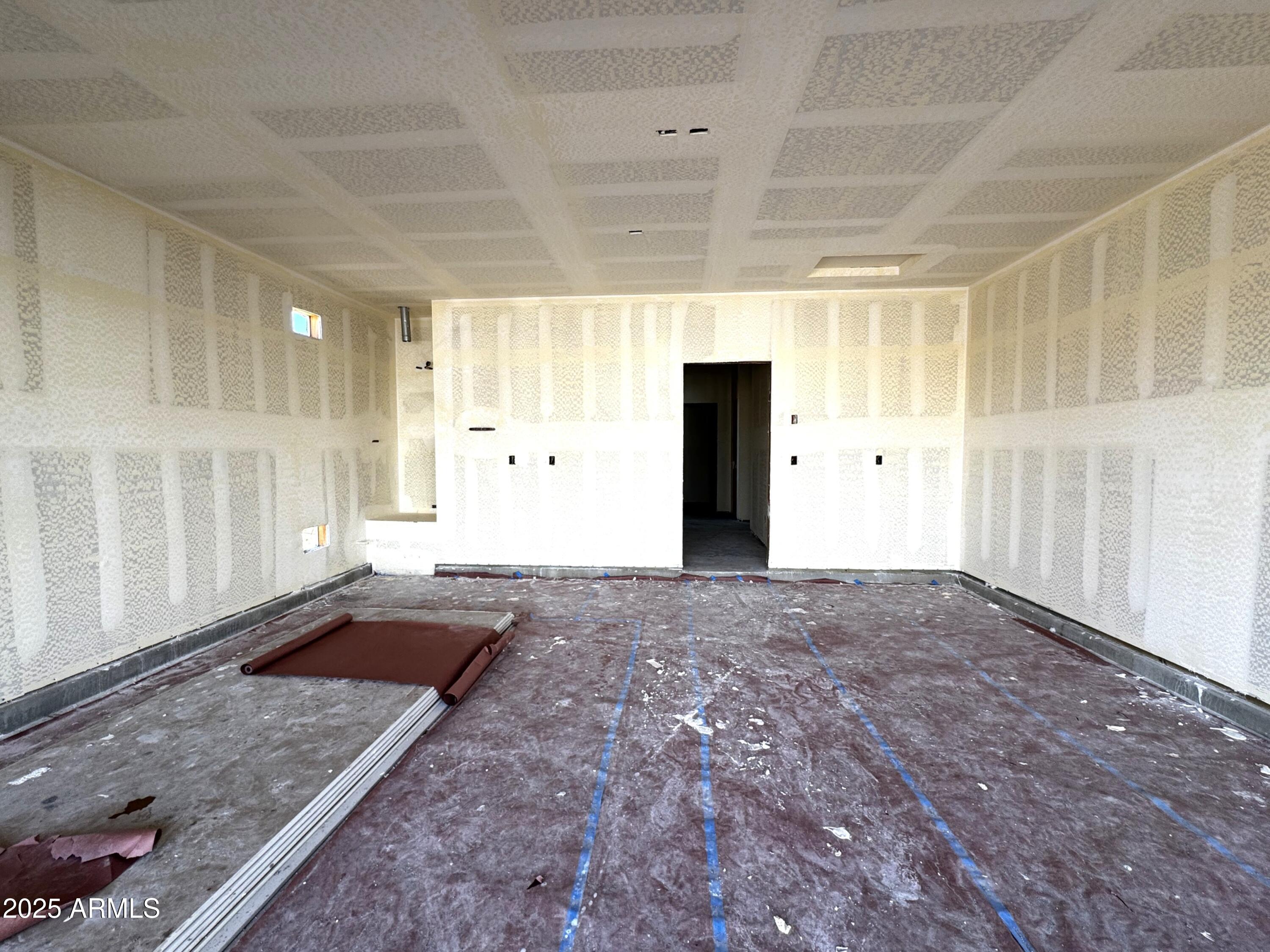 47677 W KENNER Drive