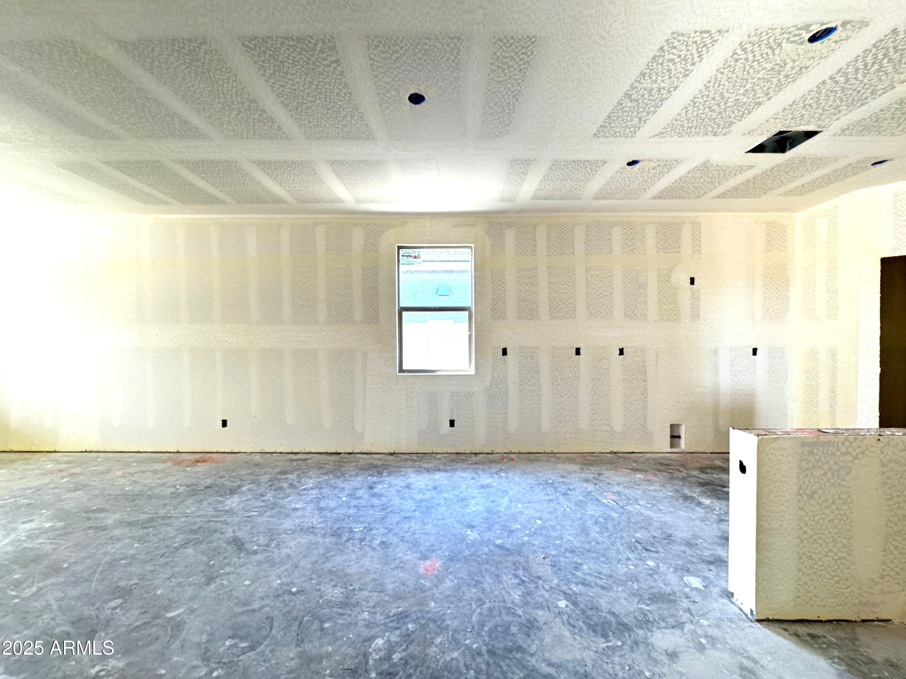 47677 W KENNER Drive