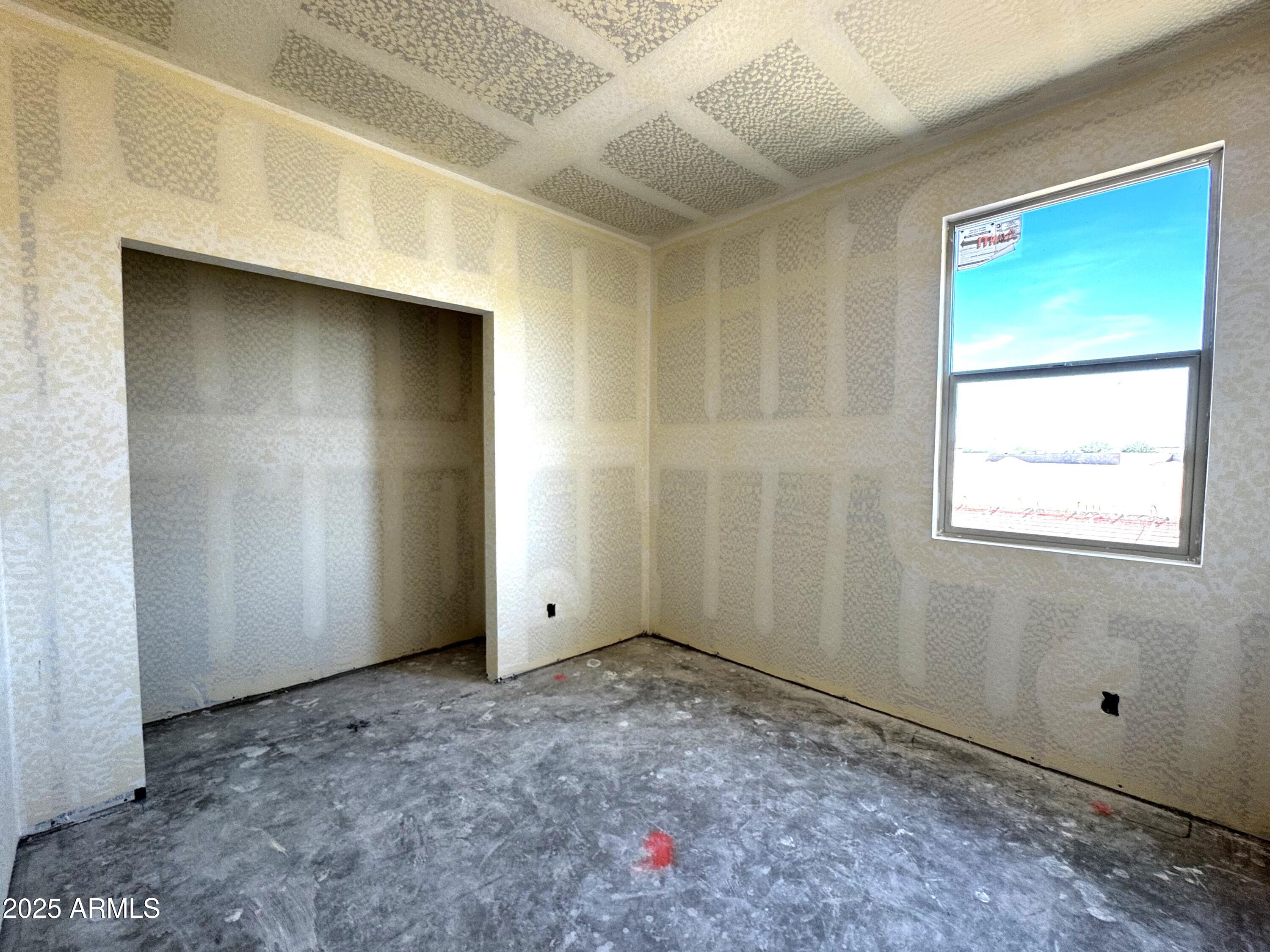 47677 W KENNER Drive