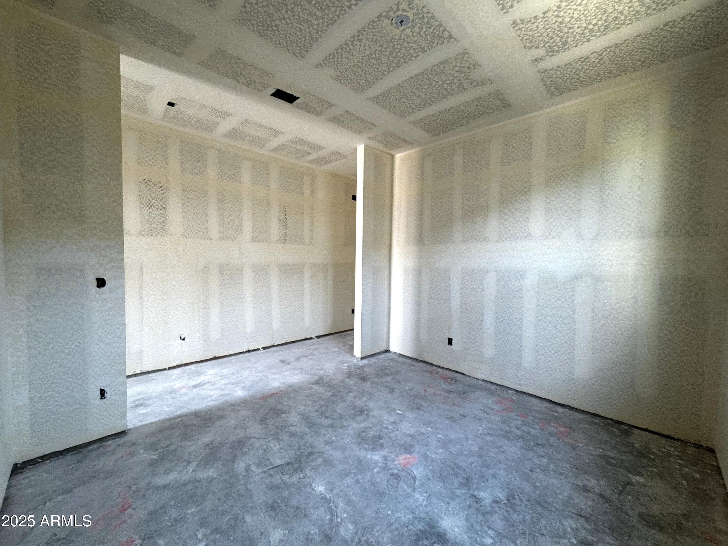 47677 W KENNER Drive