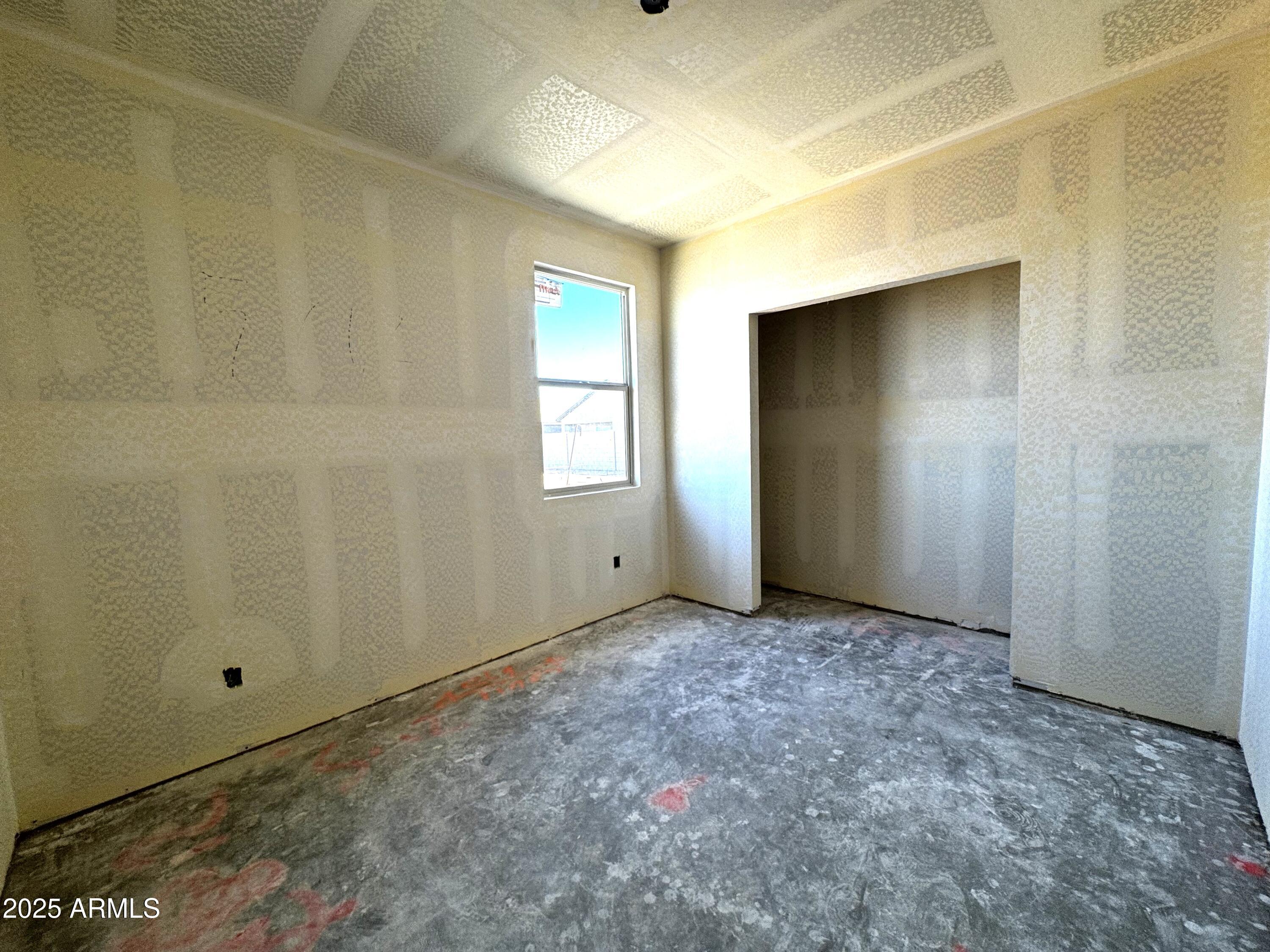 47677 W KENNER Drive