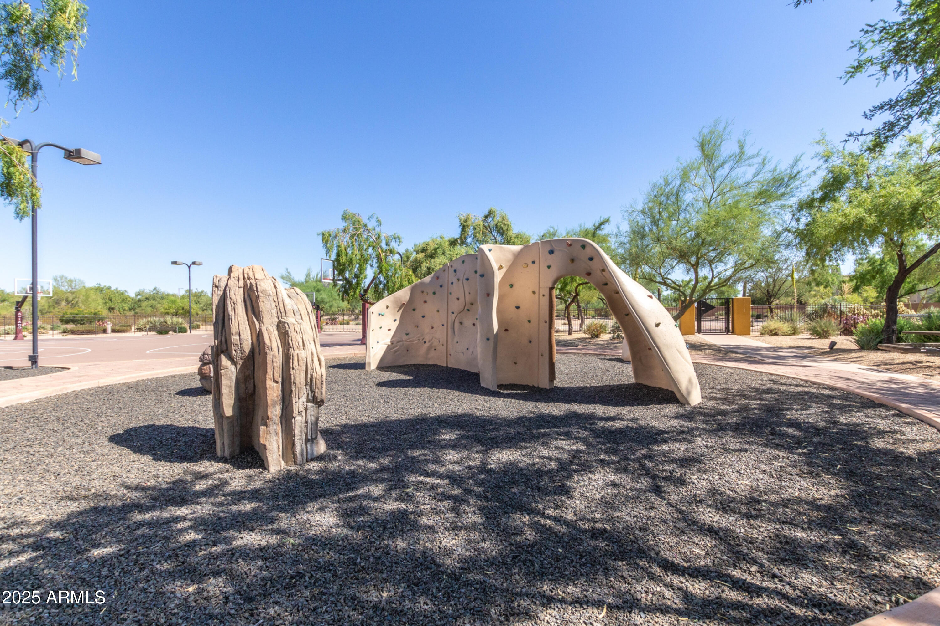 3935 E ROUGH RIDER Road, 1190