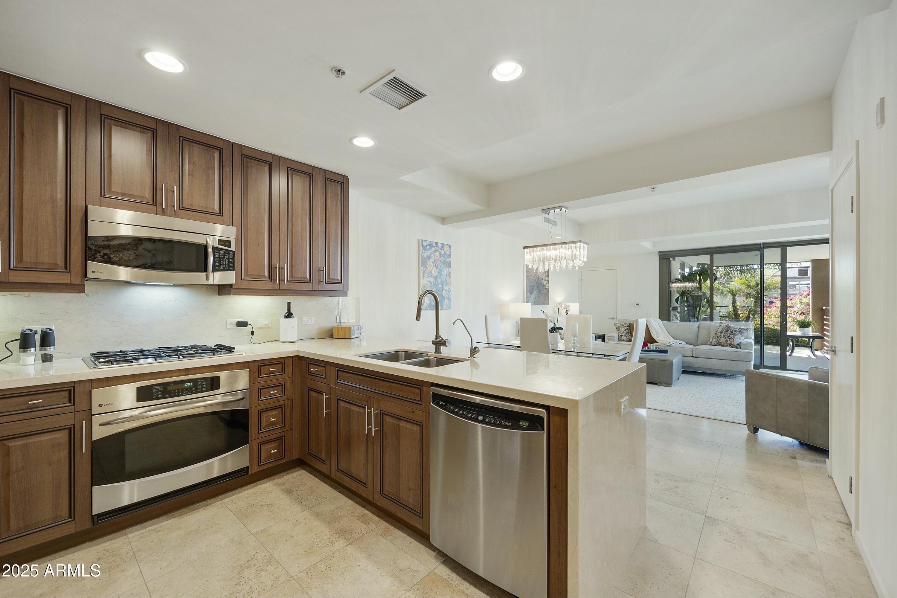 7161 E RANCHO VISTA Drive, 6002, Scottsdale Unit: 6002