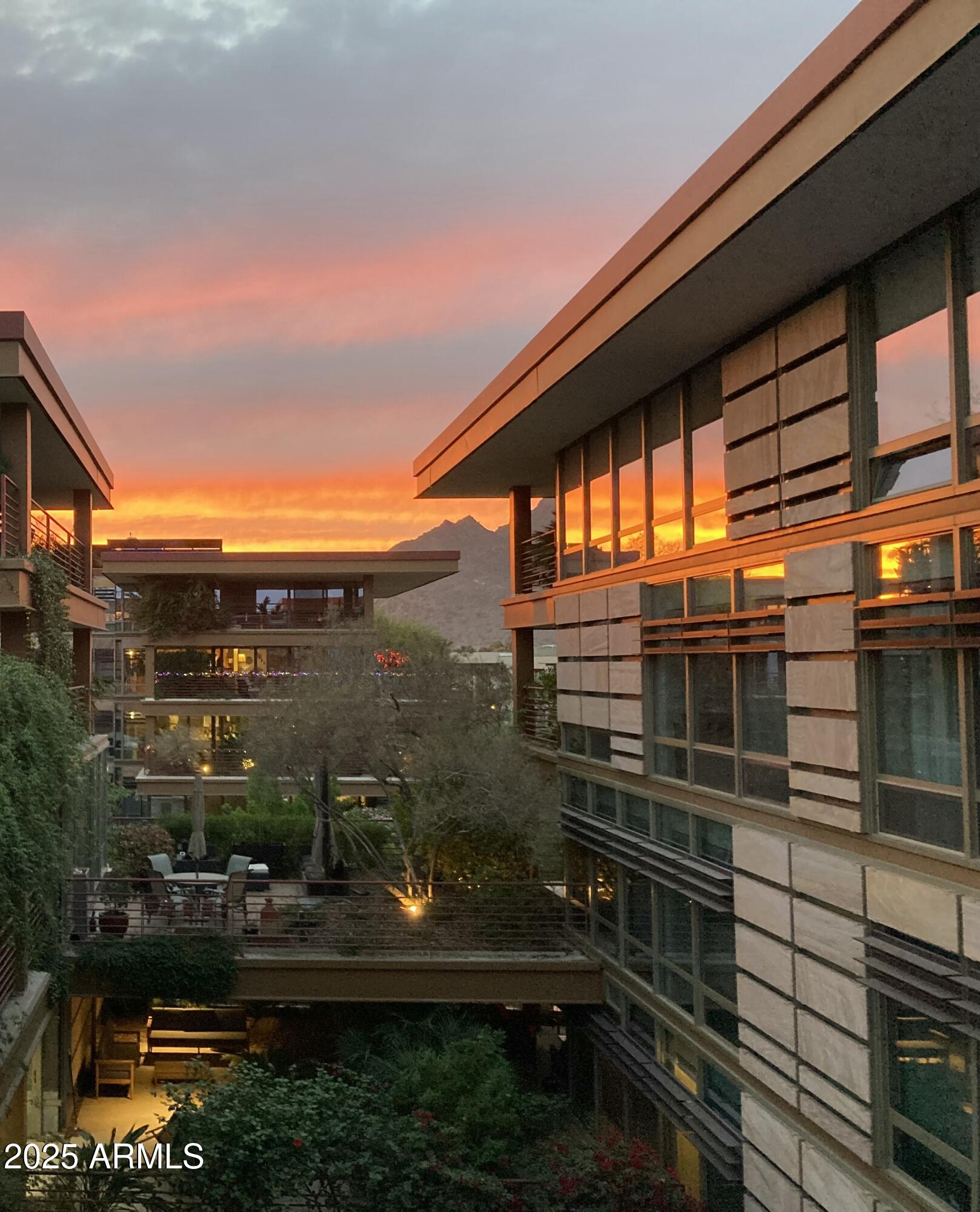 7161 E RANCHO VISTA Drive, 6002, Scottsdale Unit: 6002