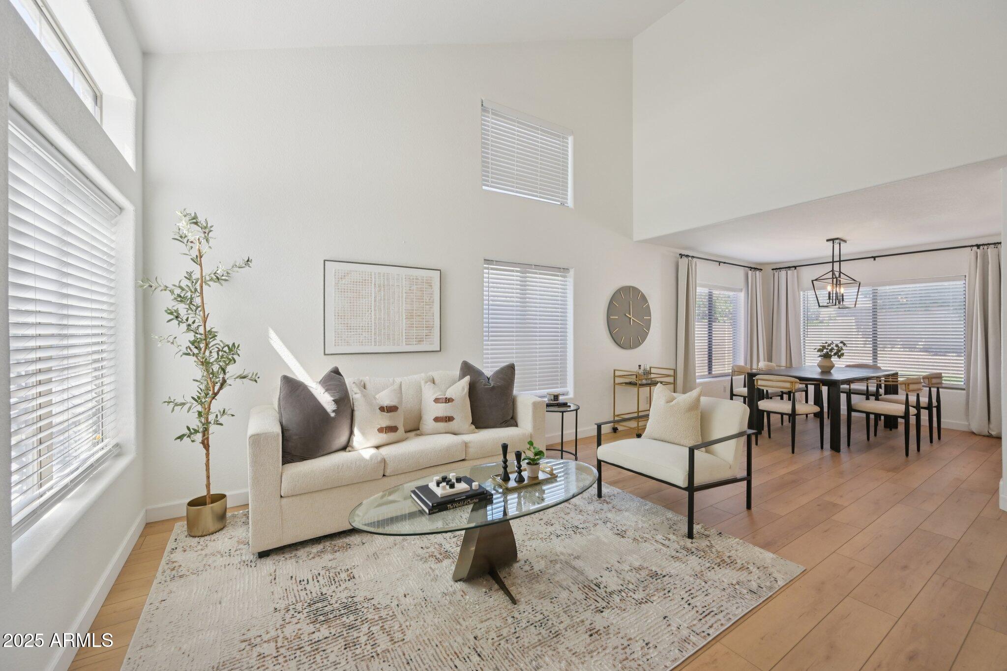 6616 W PRICKLY PEAR Trail