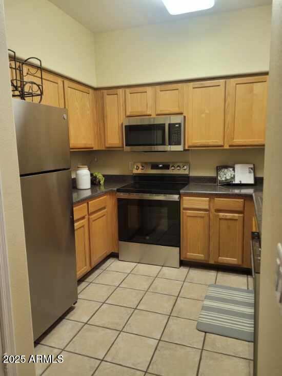 20100 N 78TH Place, 2203