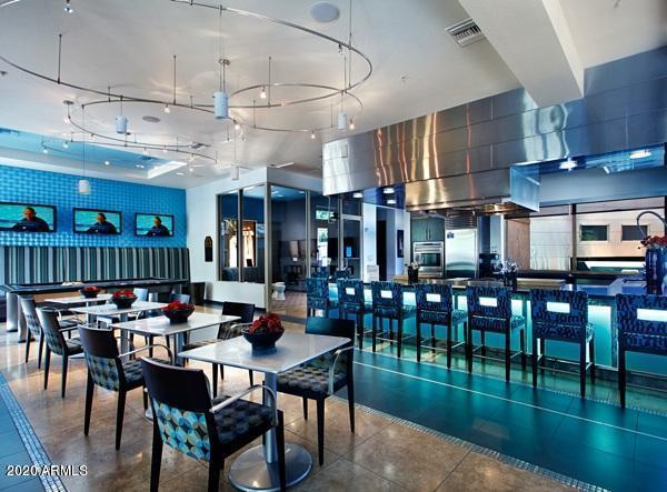 20100 N 78TH Place, 2203