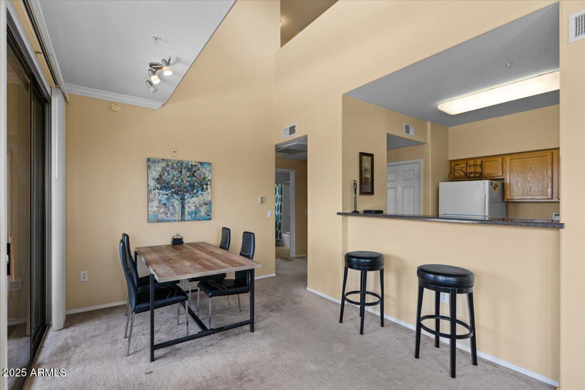 20100 N 78TH Place, 2203