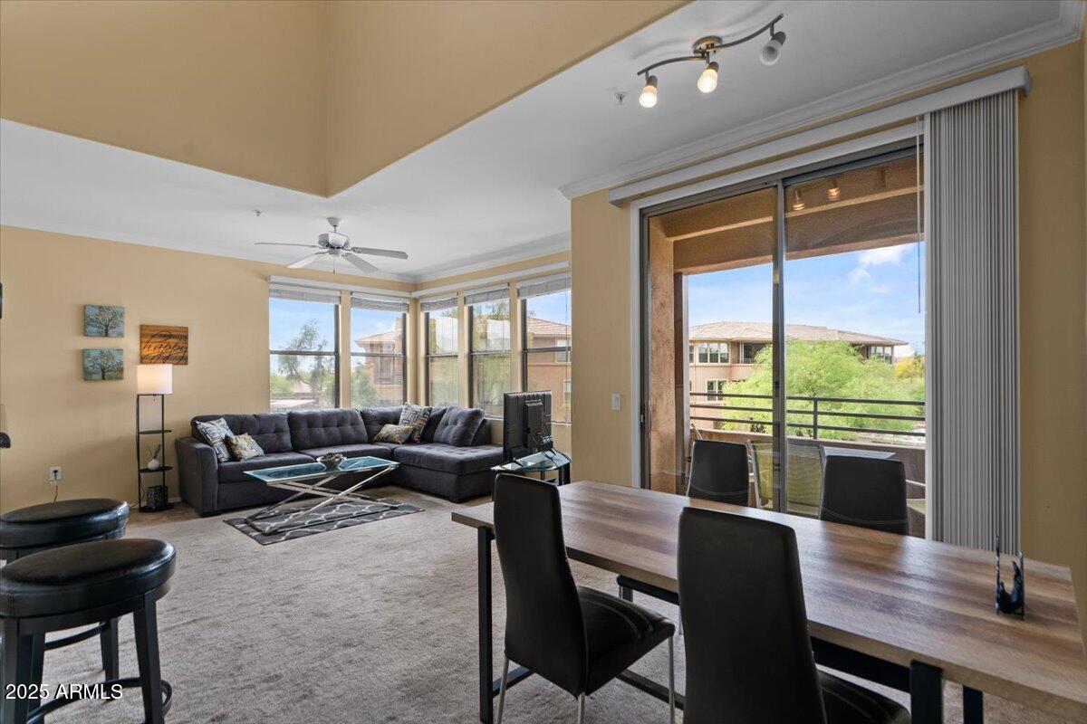 20100 N 78TH Place, 2203