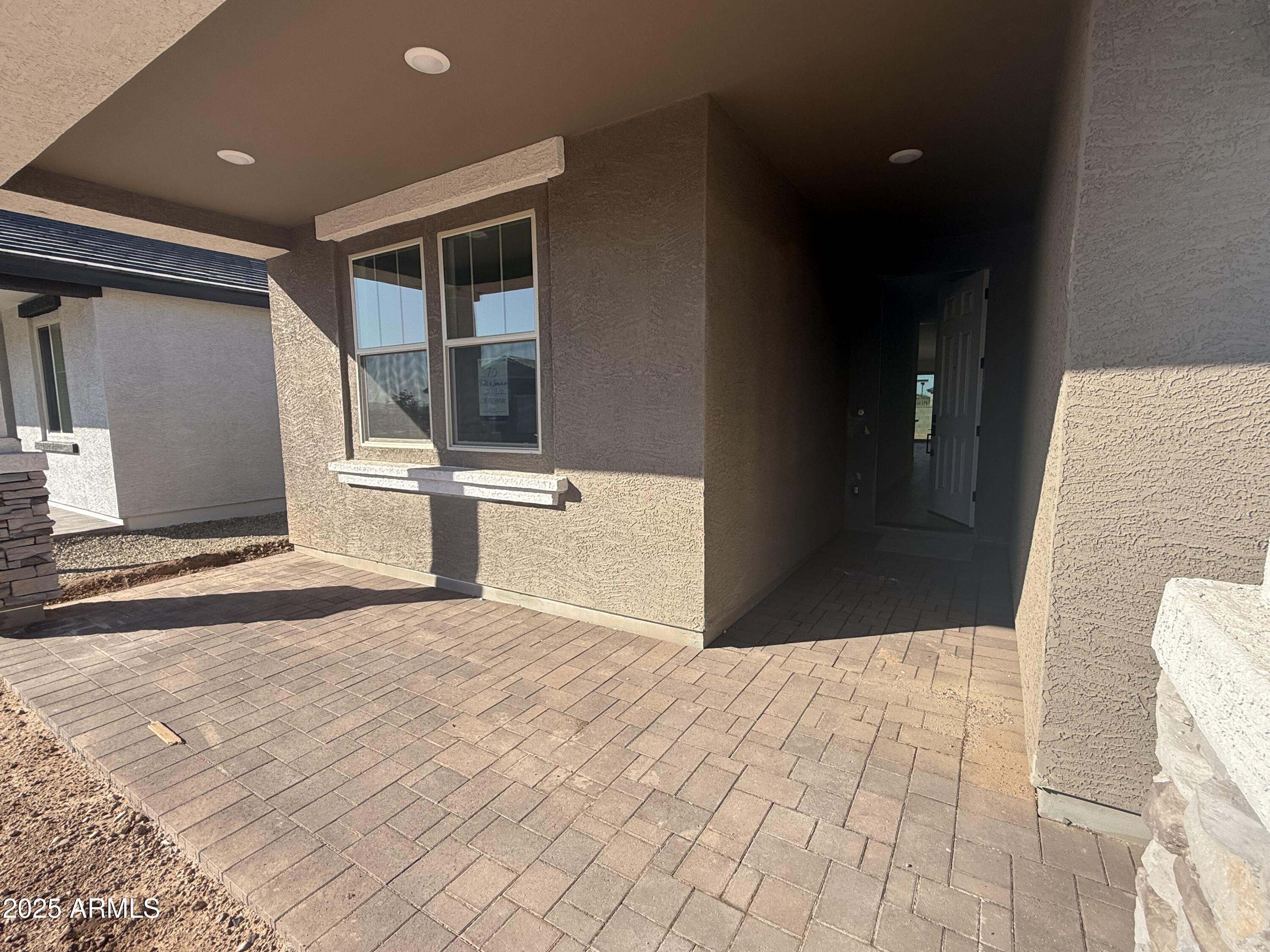 9620 W TAMARISK Avenue