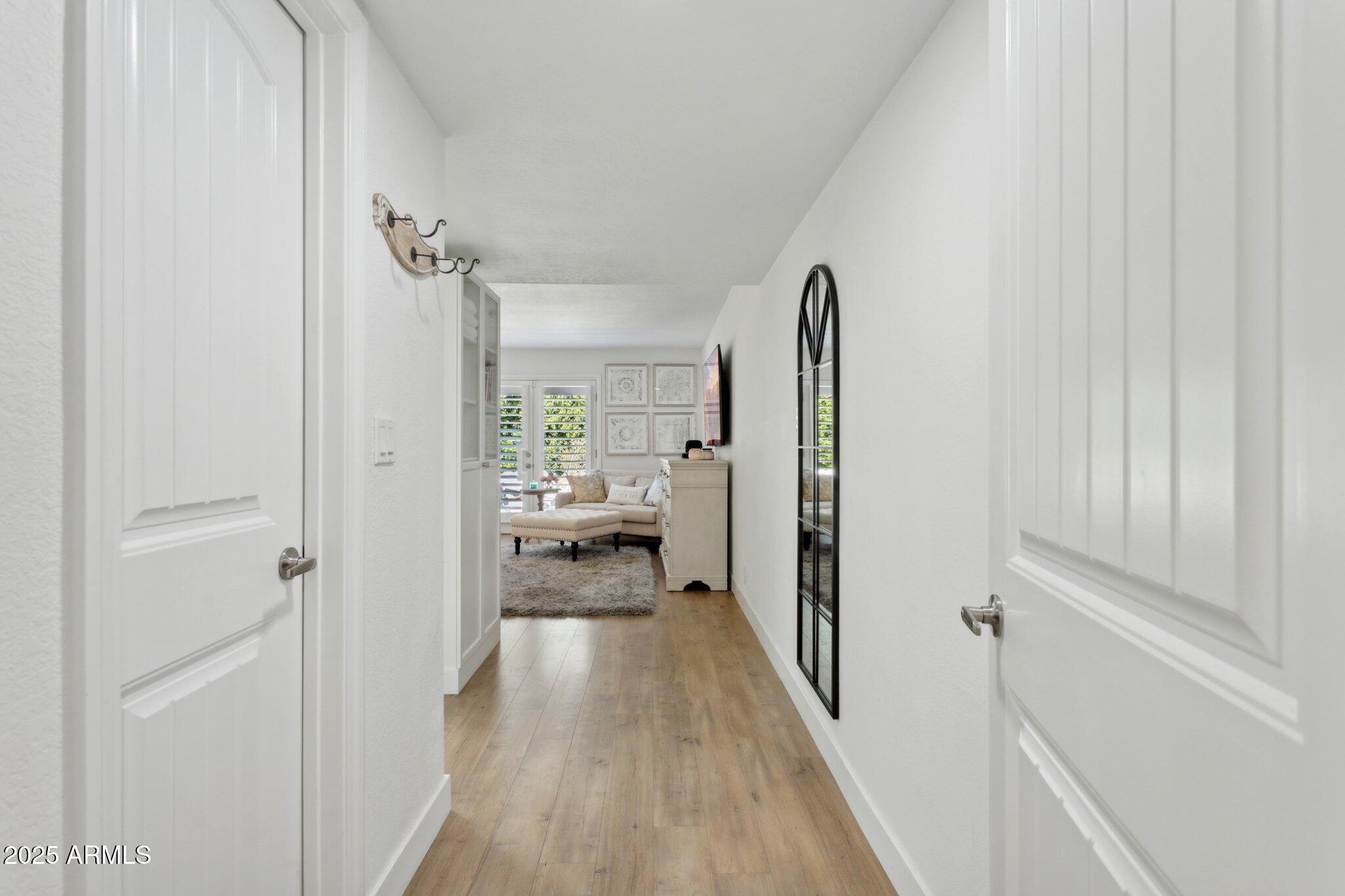 216 W Winged Foot Road