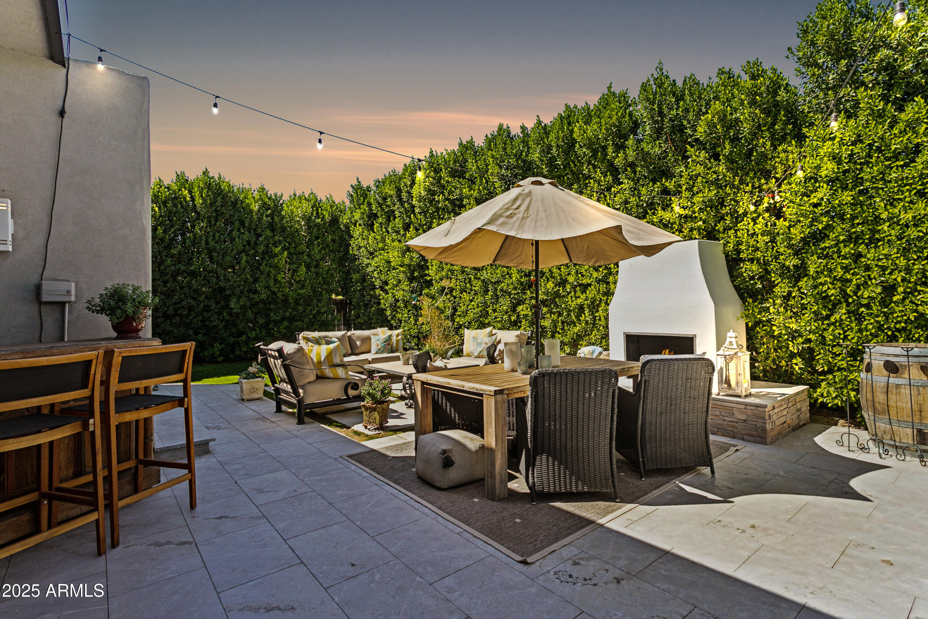 216 W Winged Foot Road