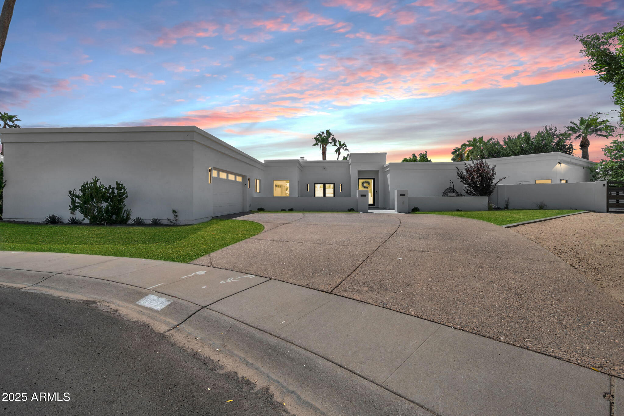 9027 N 82ND Street