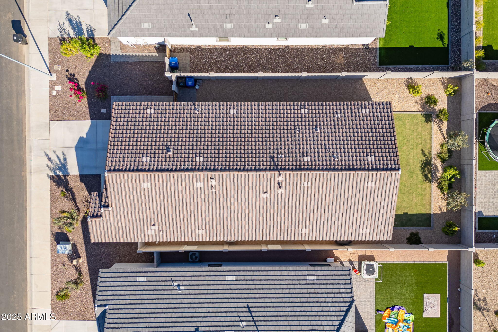 11449 E UNITY Avenue