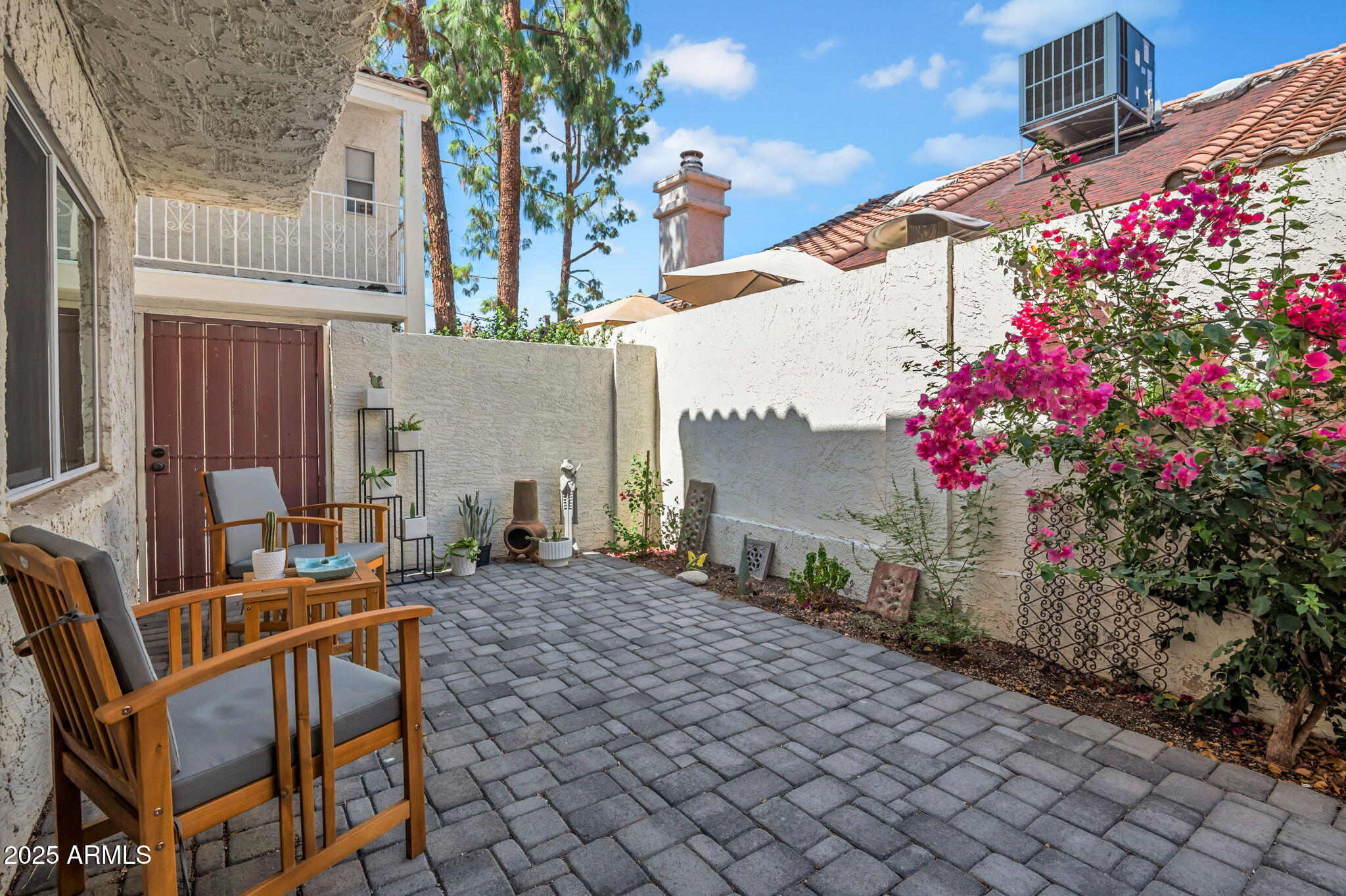 8510 N CENTRAL Avenue, 16