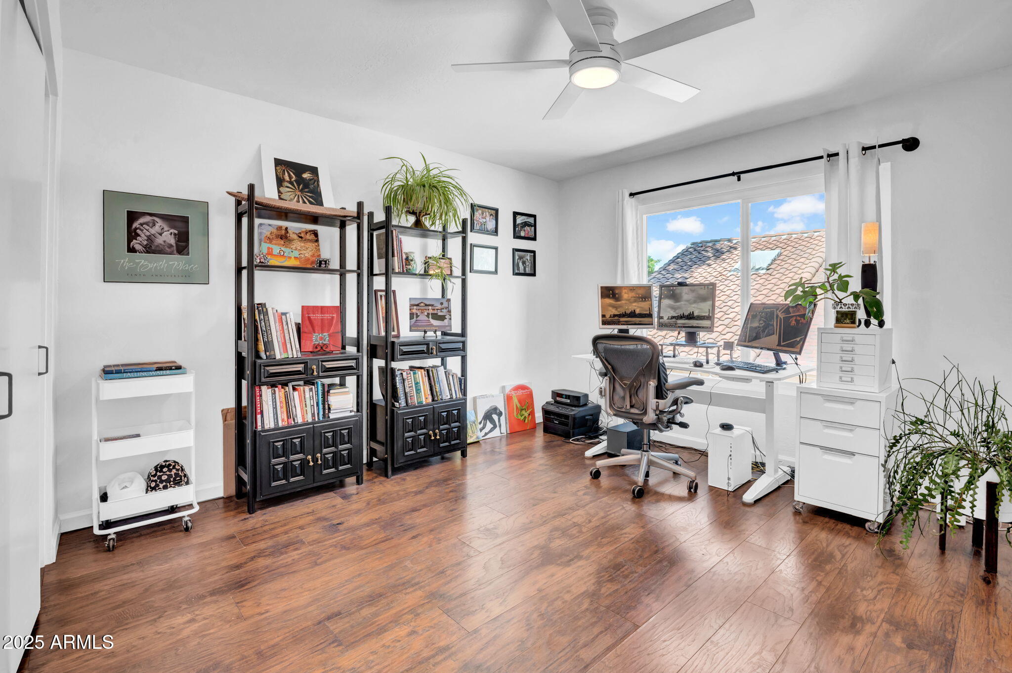 8510 N CENTRAL Avenue, 16