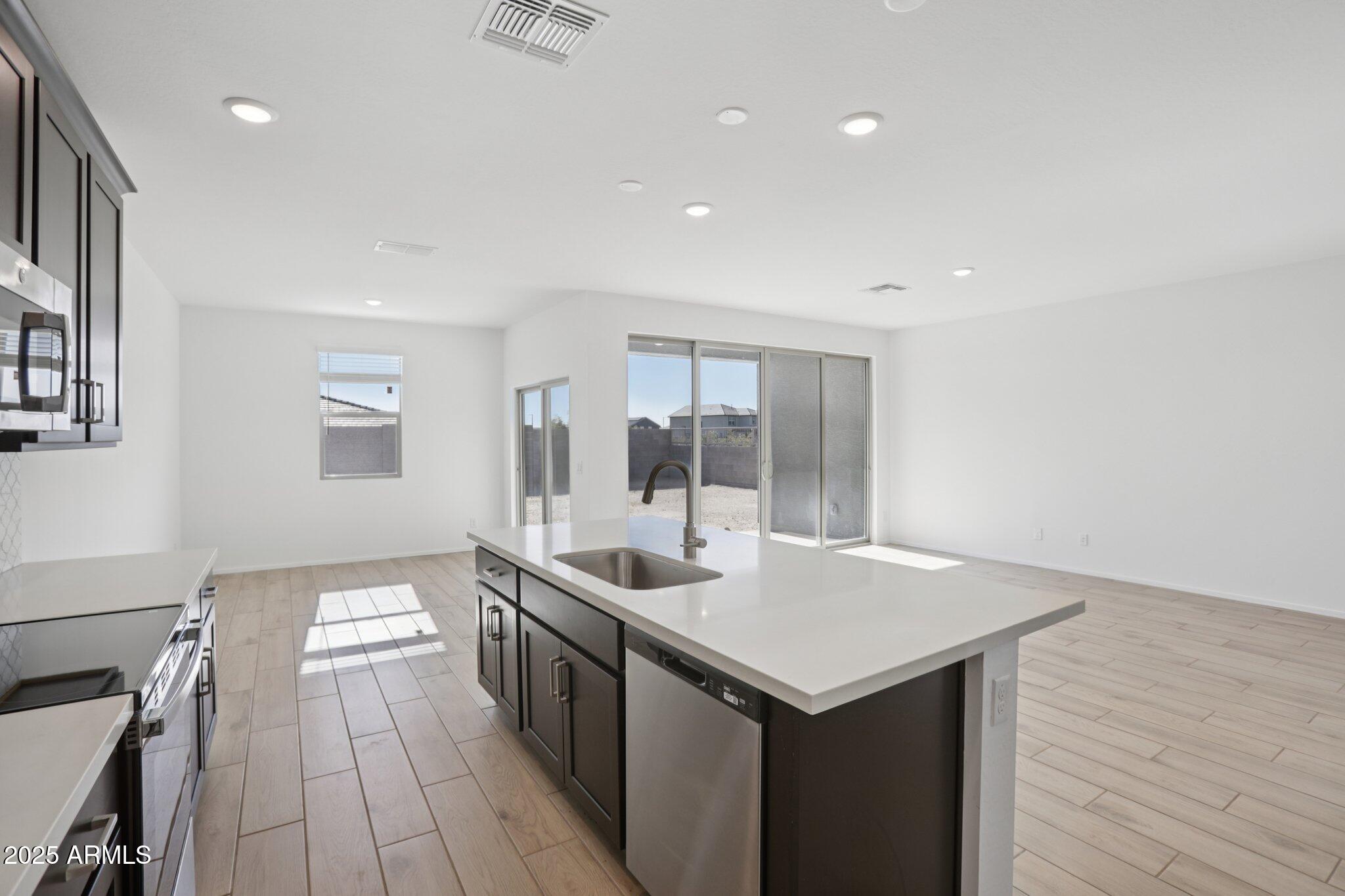 24169 W BOWKER Street