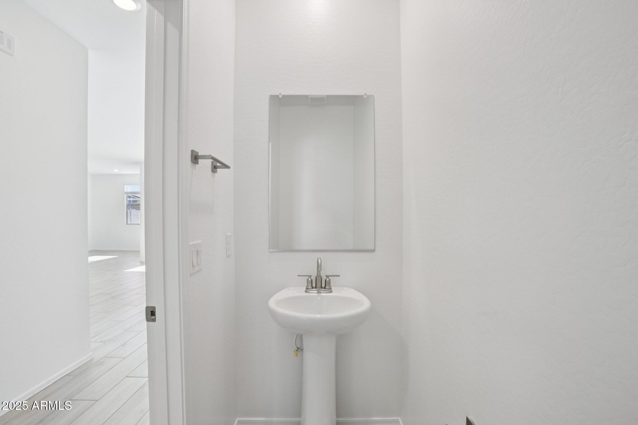 24169 W BOWKER Street