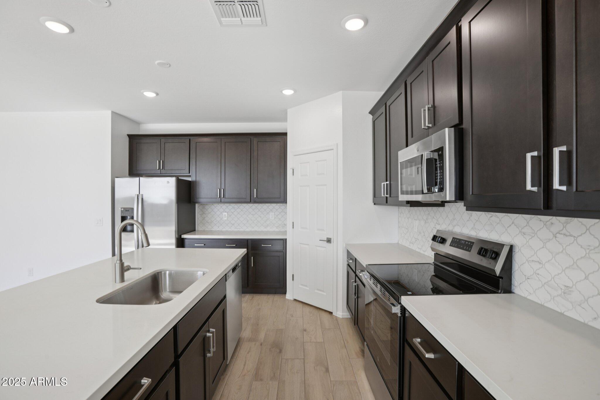 24169 W BOWKER Street