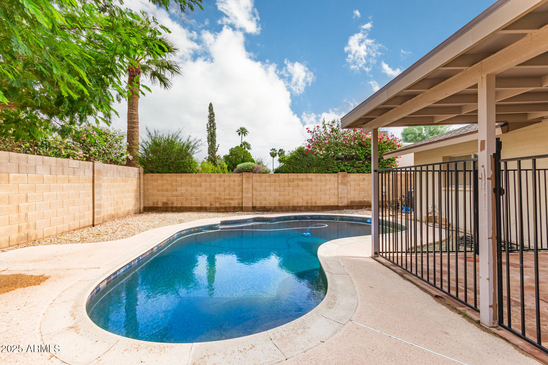 8308 E BUENA TERRA Way