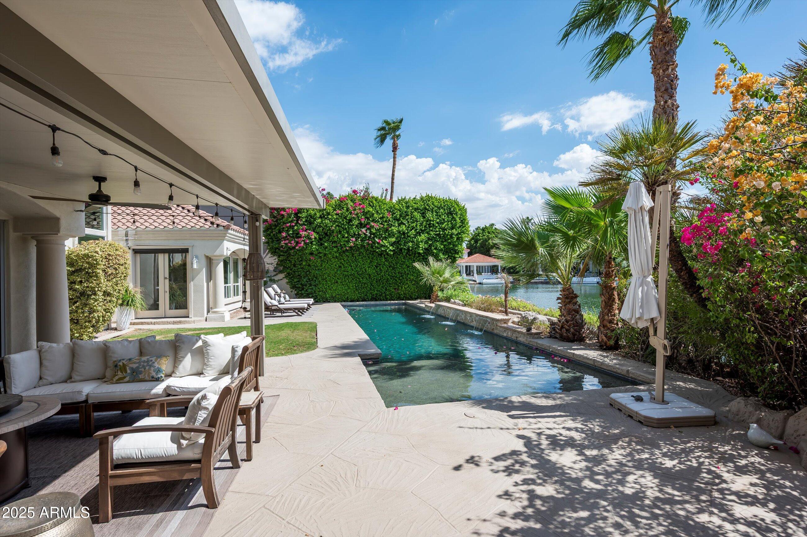 1407 E CORAL COVE Drive