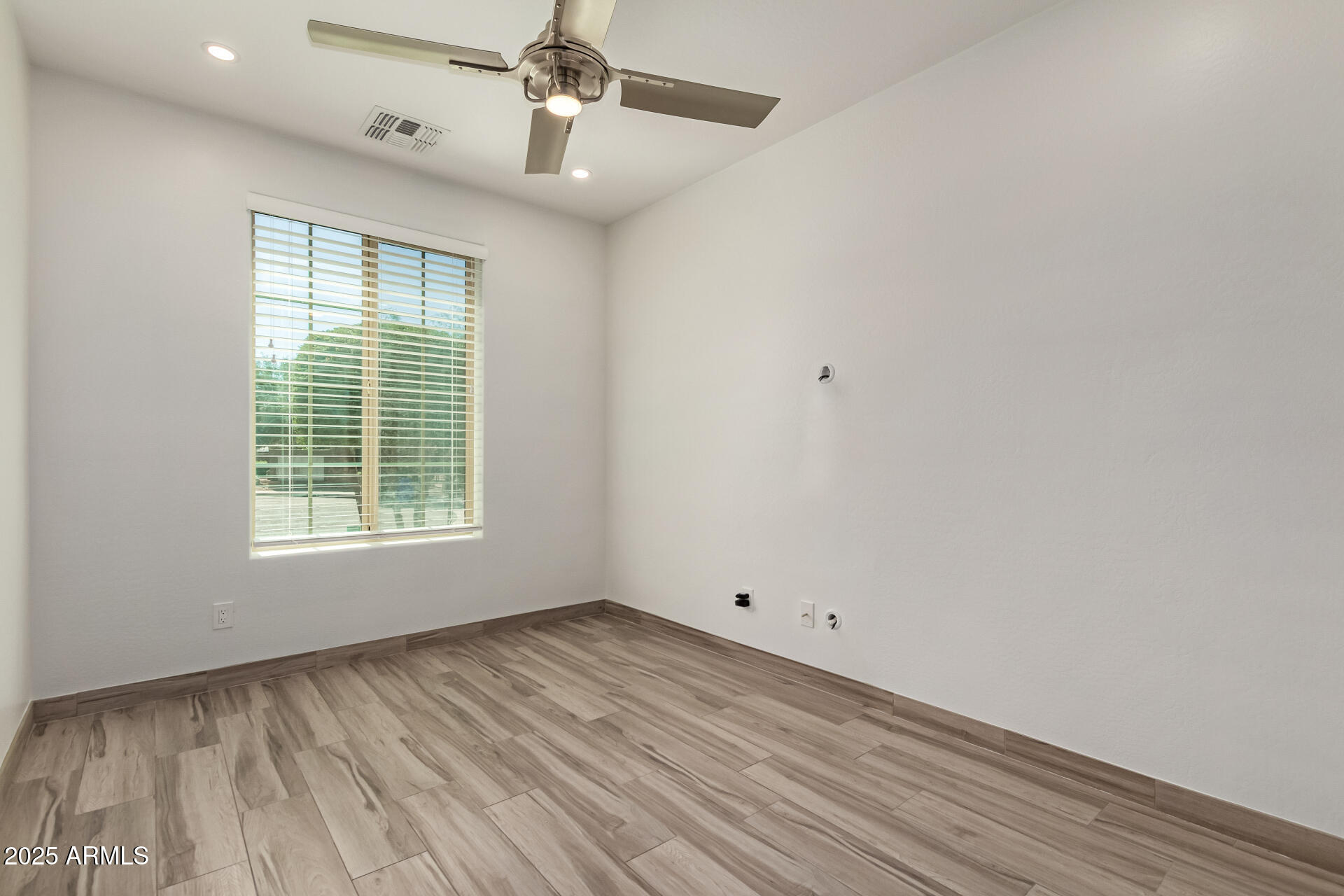 3710 E MATTHEW Drive