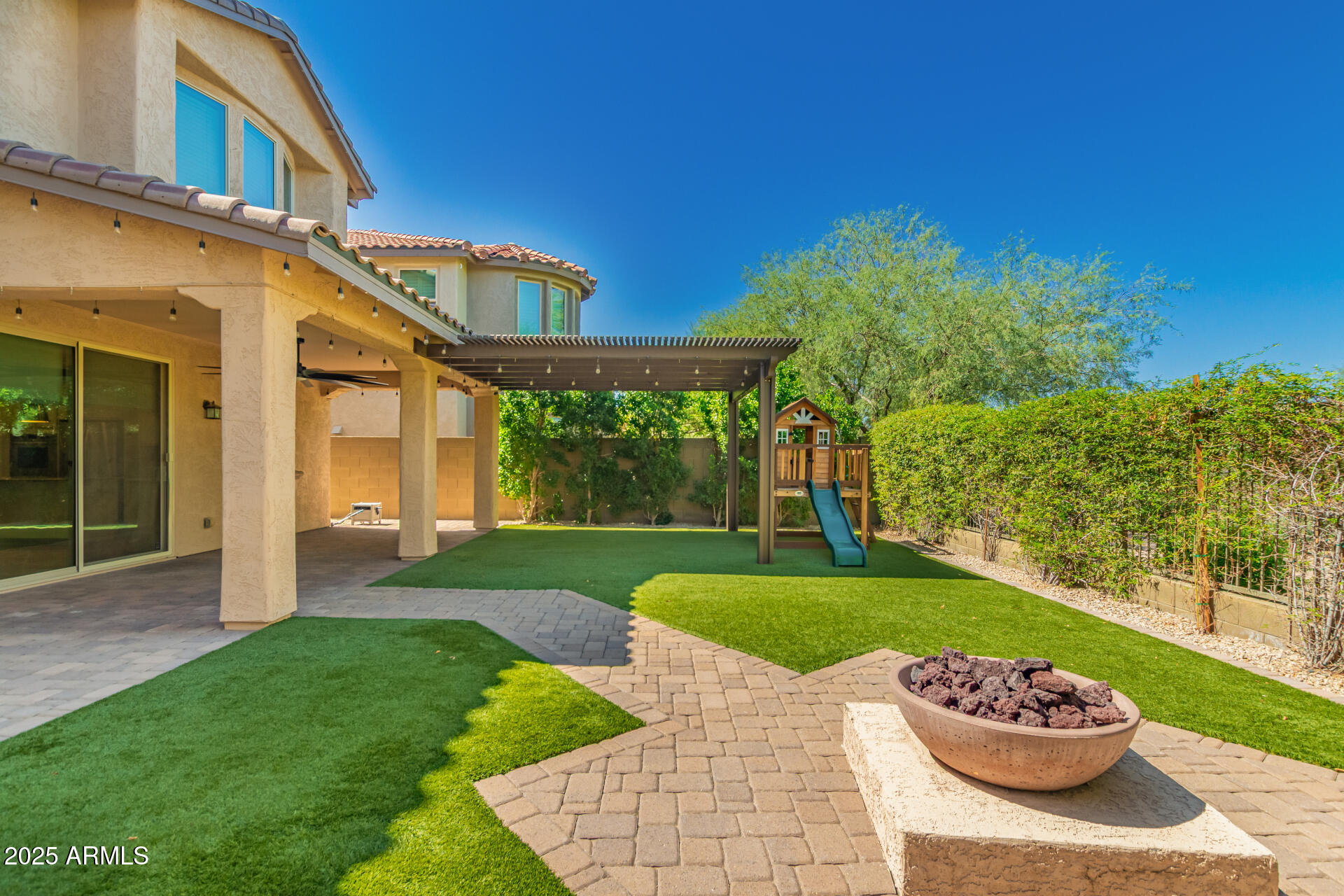 3710 E MATTHEW Drive