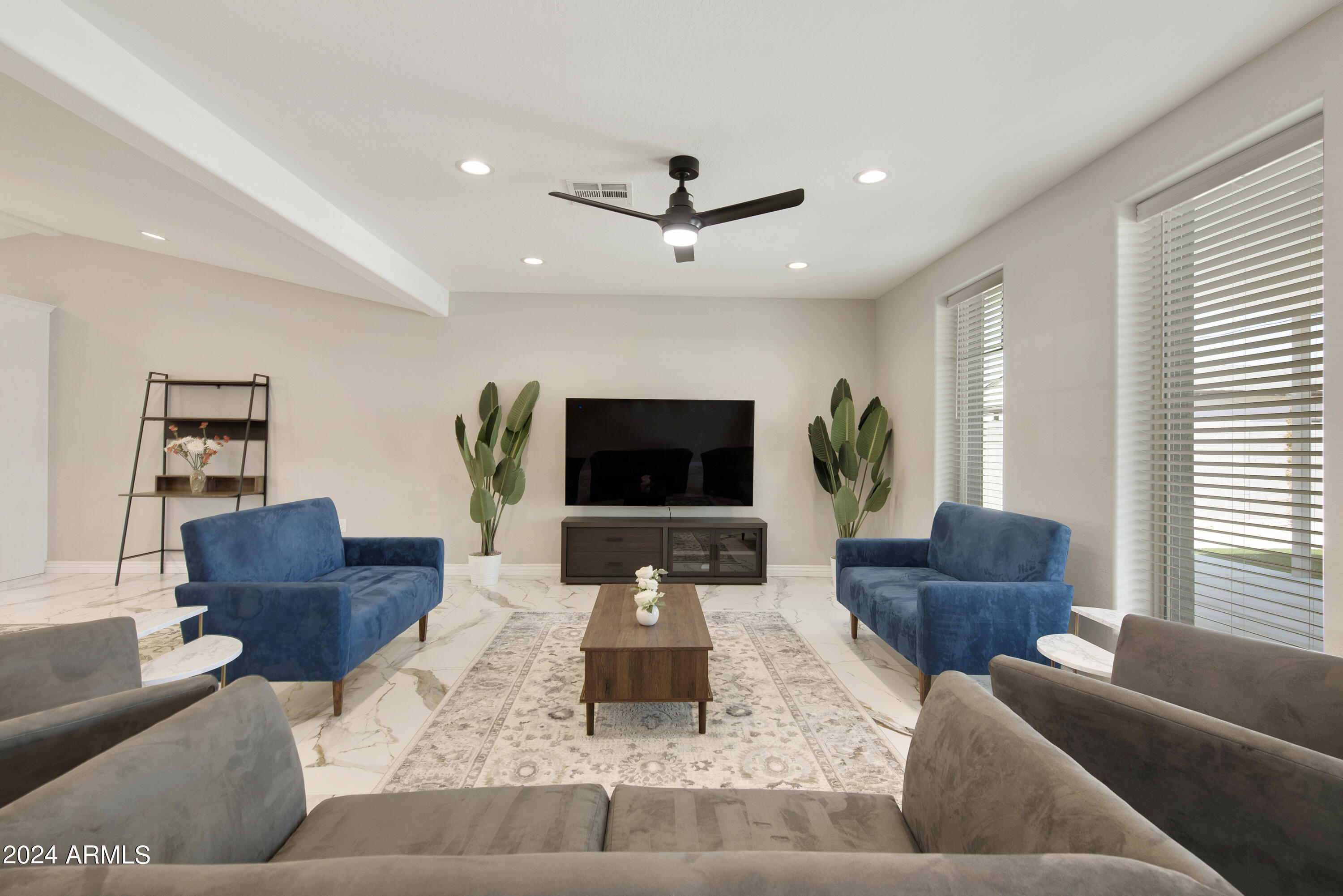 1826 W ORAIBI Drive, Phoenix