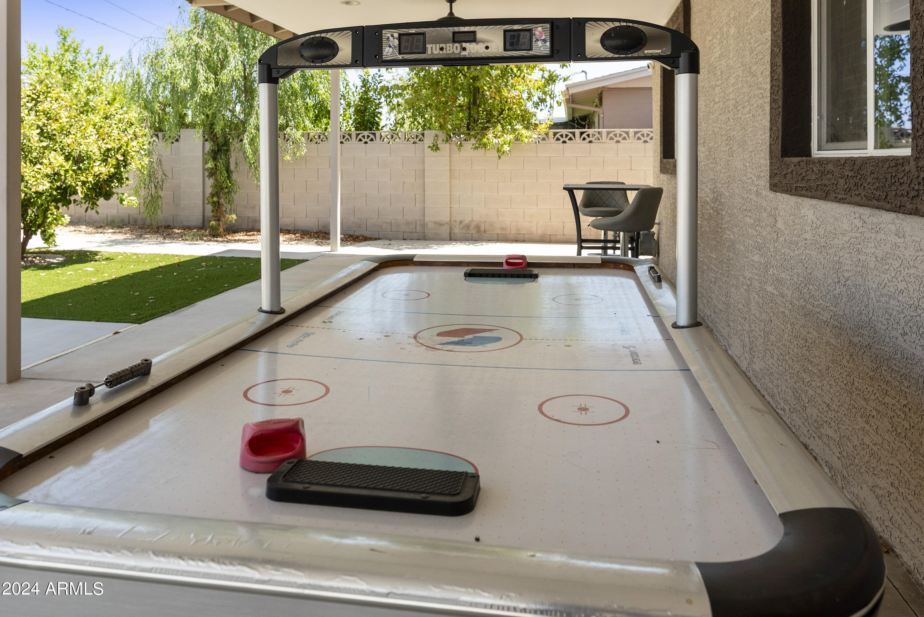 1826 W ORAIBI Drive, Phoenix