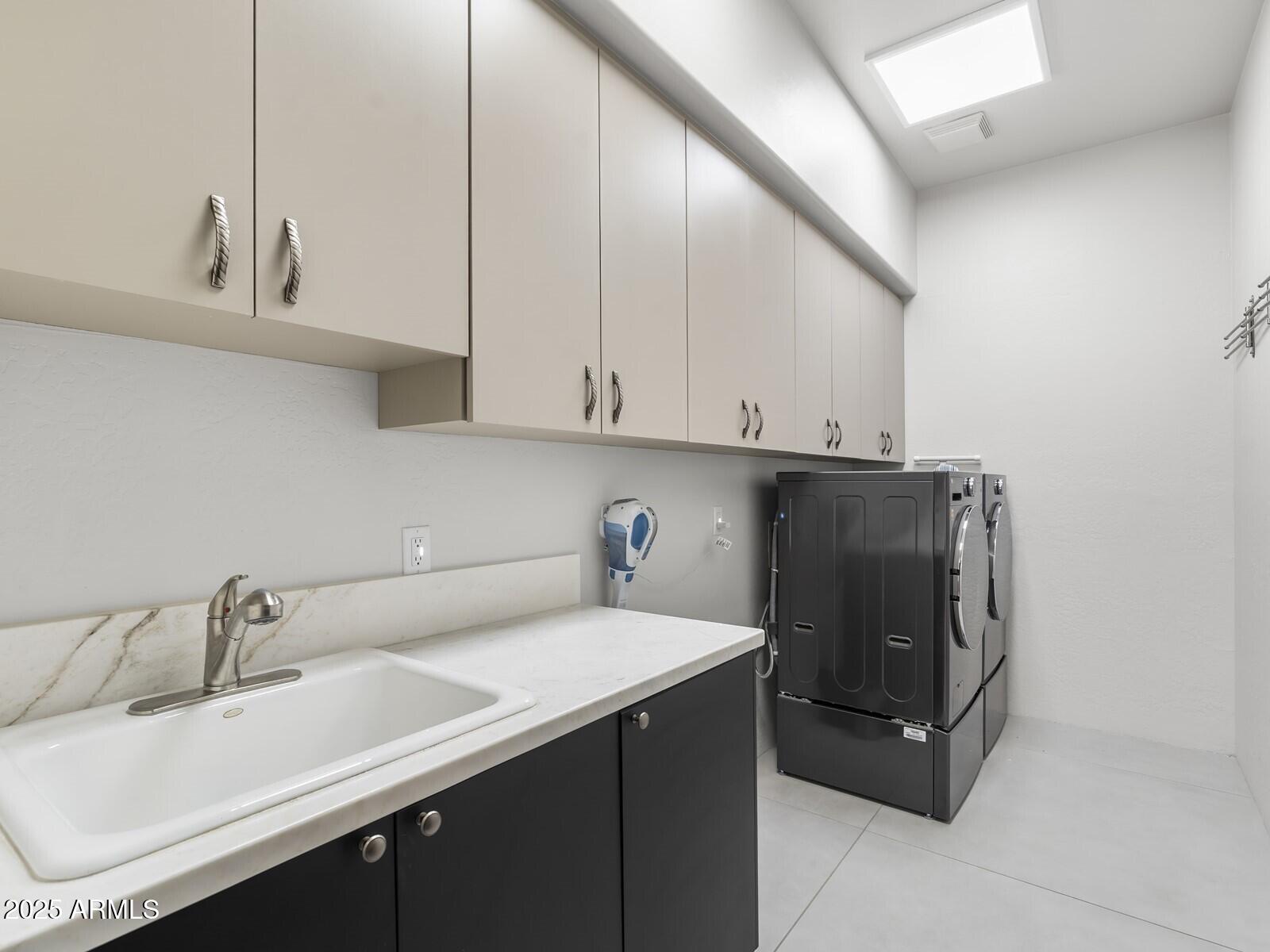 9290 E THOMPSON PEAK Parkway, 142