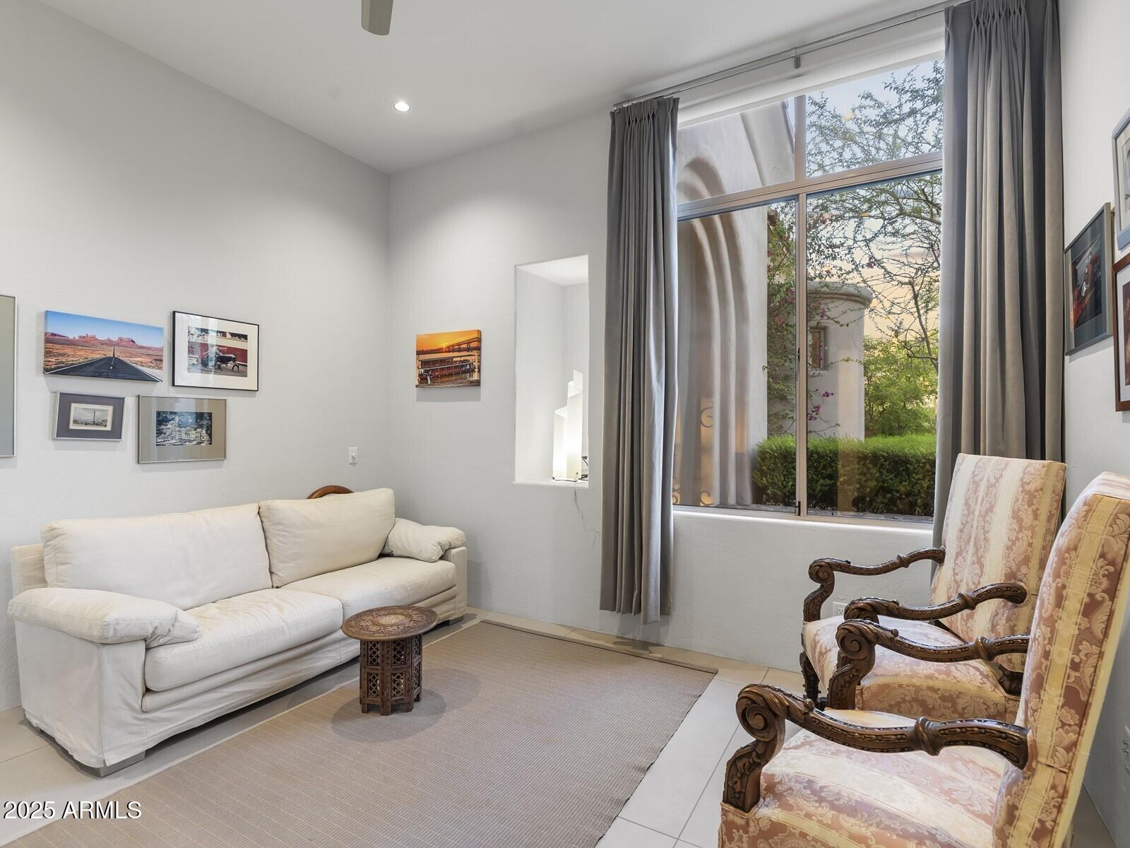 9290 E THOMPSON PEAK Parkway, 142