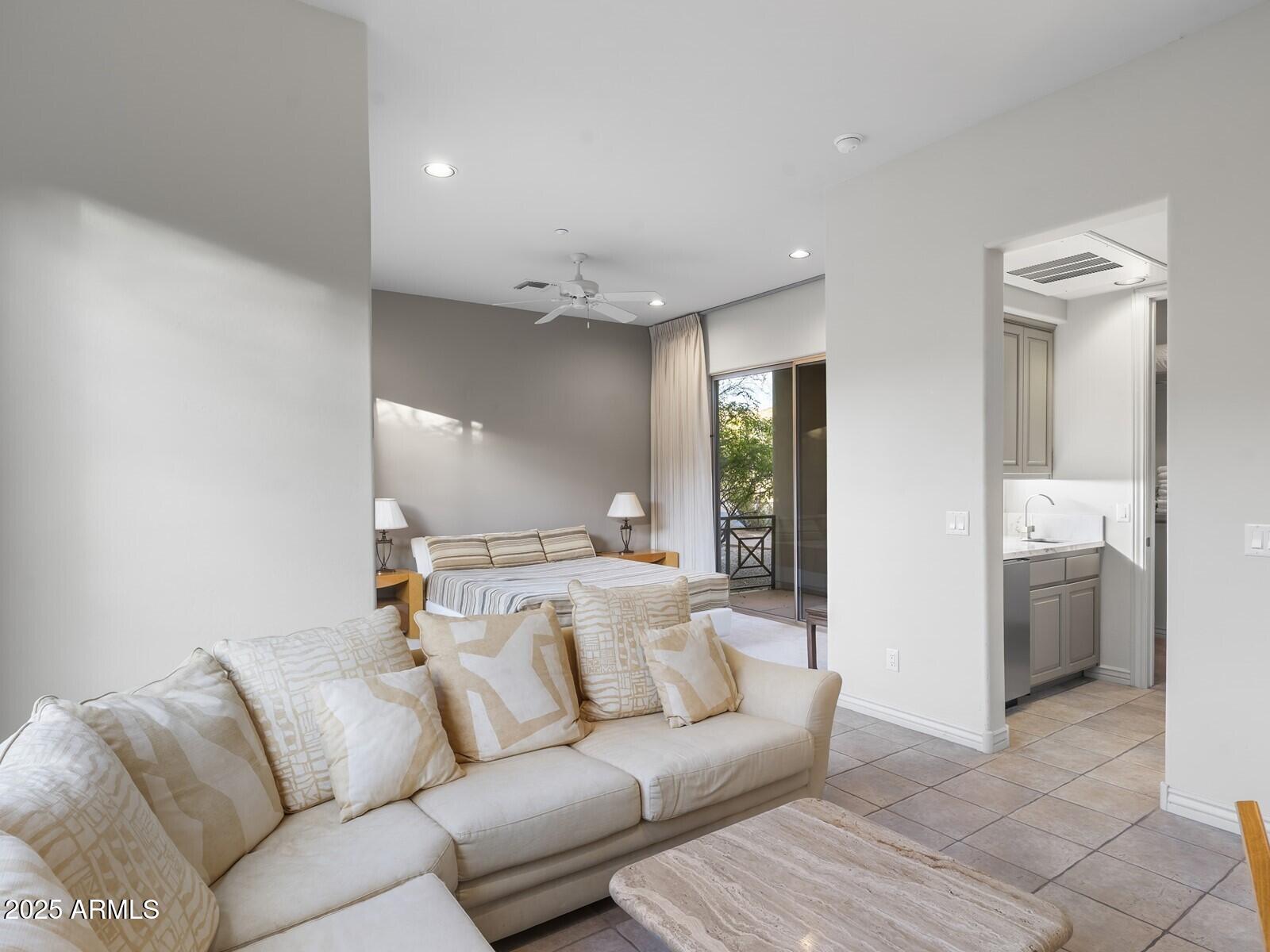 9290 E THOMPSON PEAK Parkway, 142